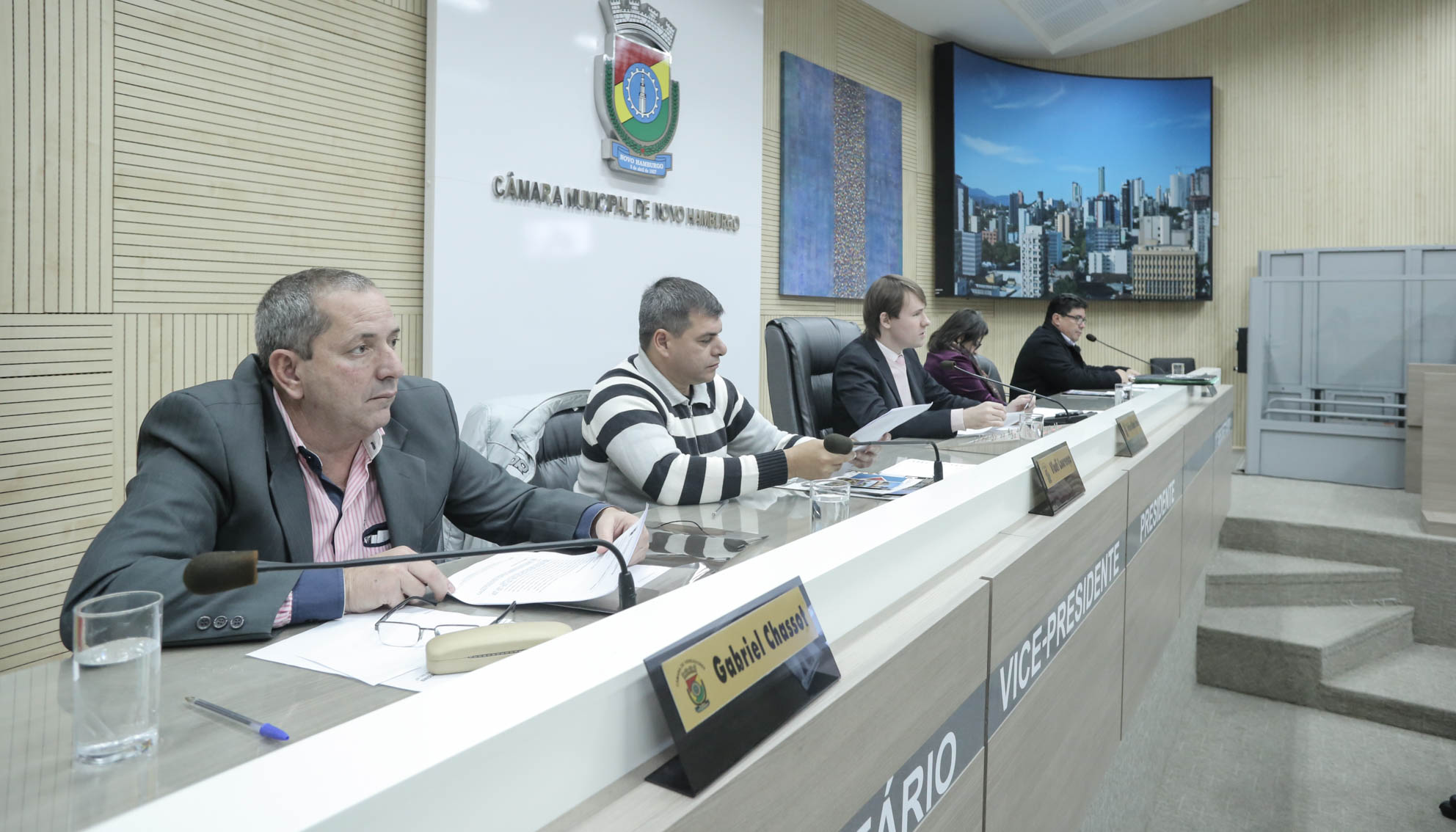 Mesa Diretora propõe criação de prêmio literário para alunos da rede municipal