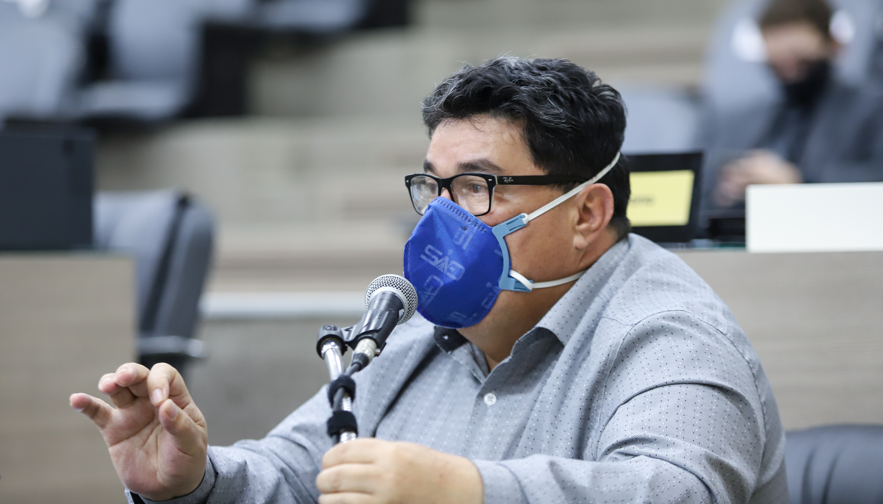 Moção pede inclusão de lactantes nos grupos prioritários de vacinação contra a Covid-19