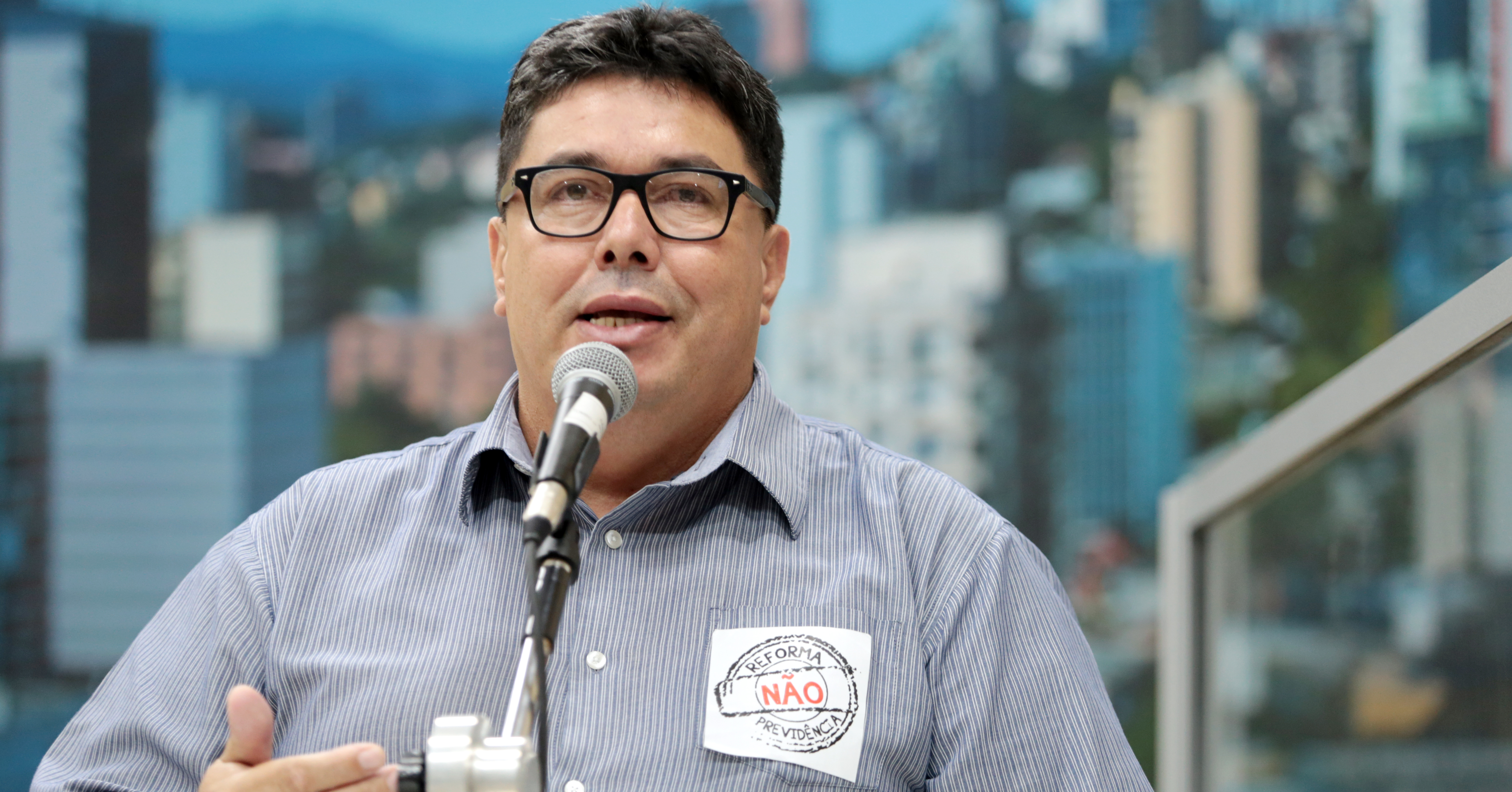 Moção repudia bloqueio de recursos para a educação