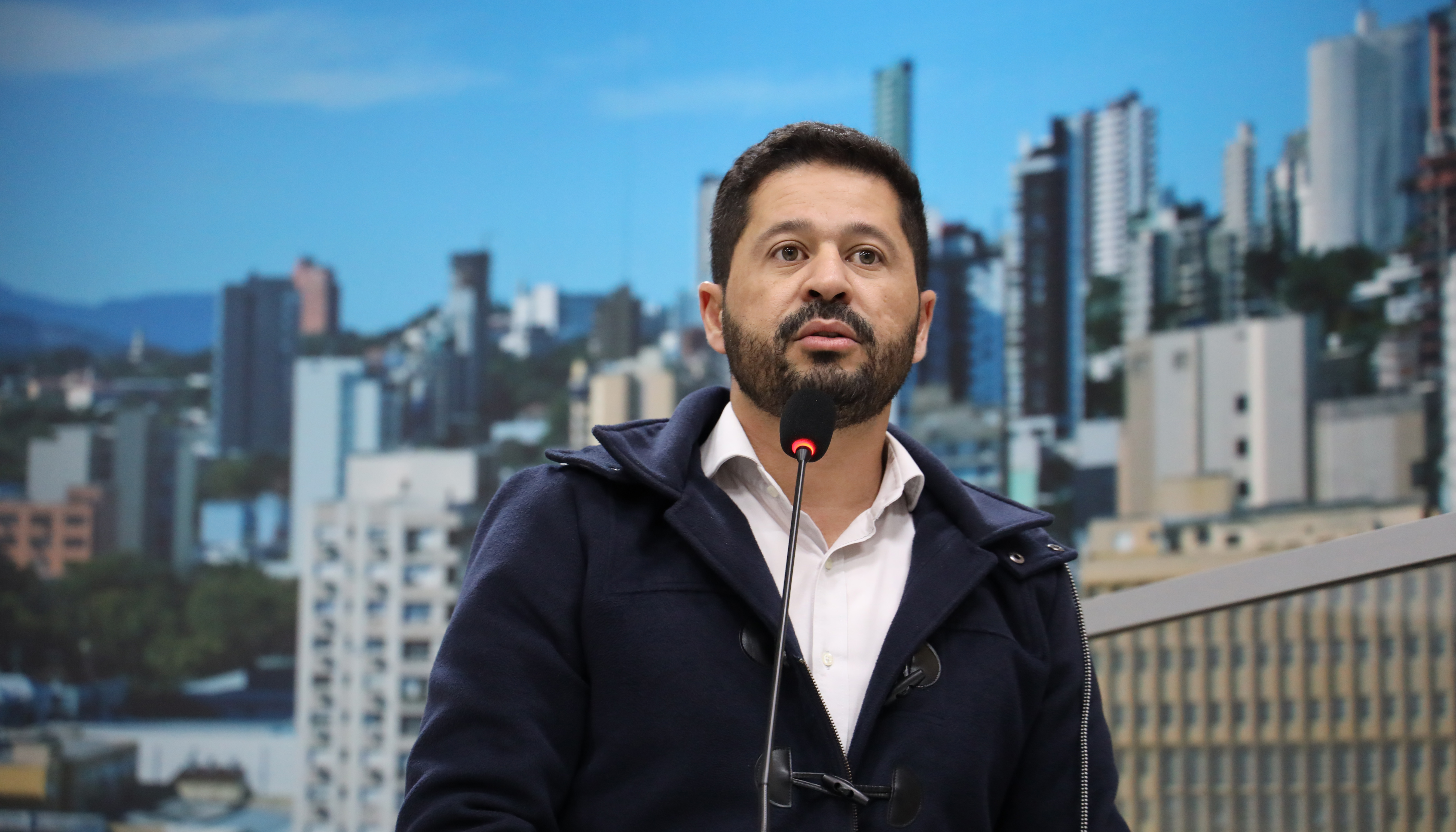 Moção repudia recepção do Governo Federal a Nicolás Maduro