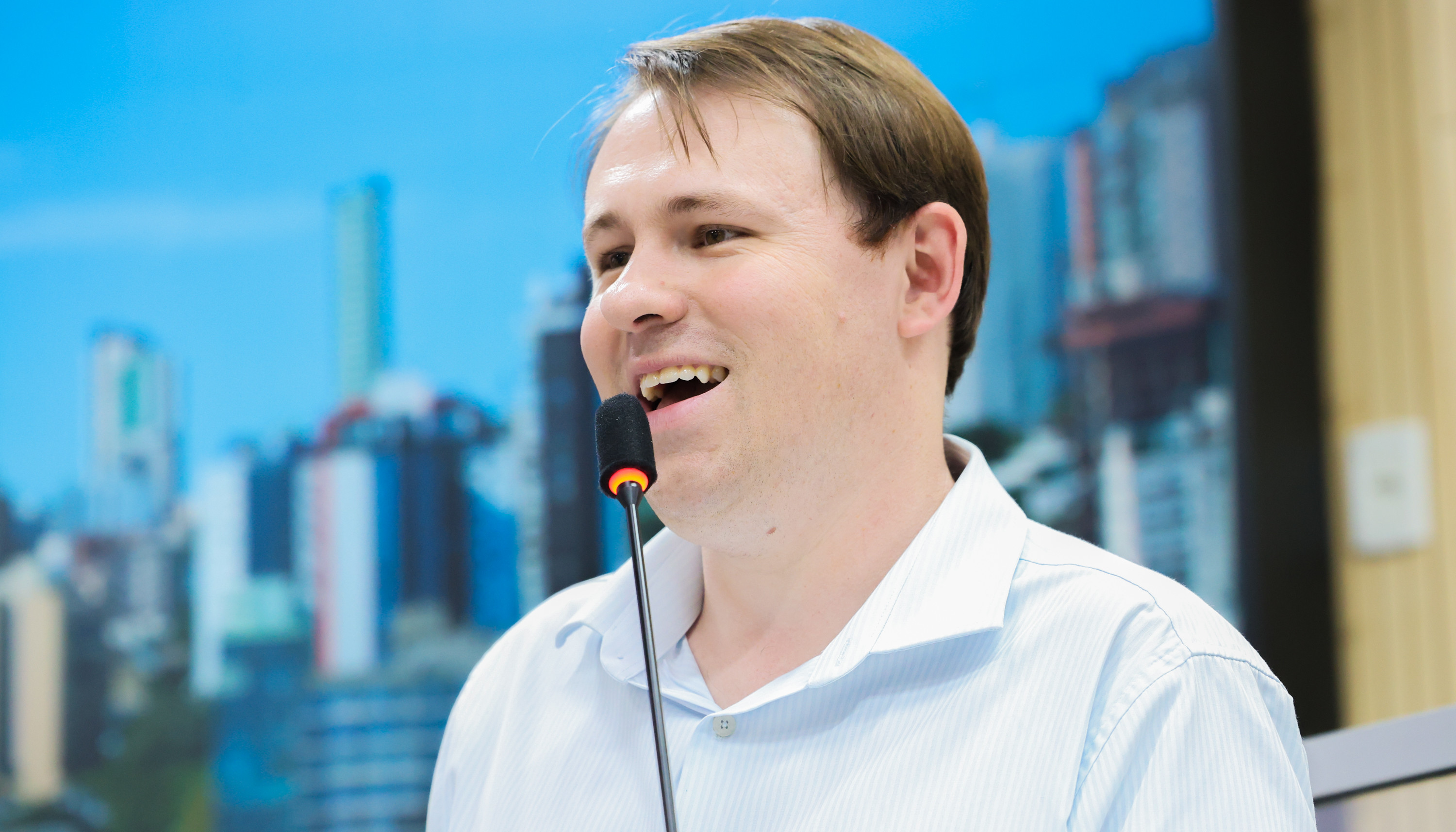 Moção sugere que passarela da BR-116 receba nome da Fundação Liberato