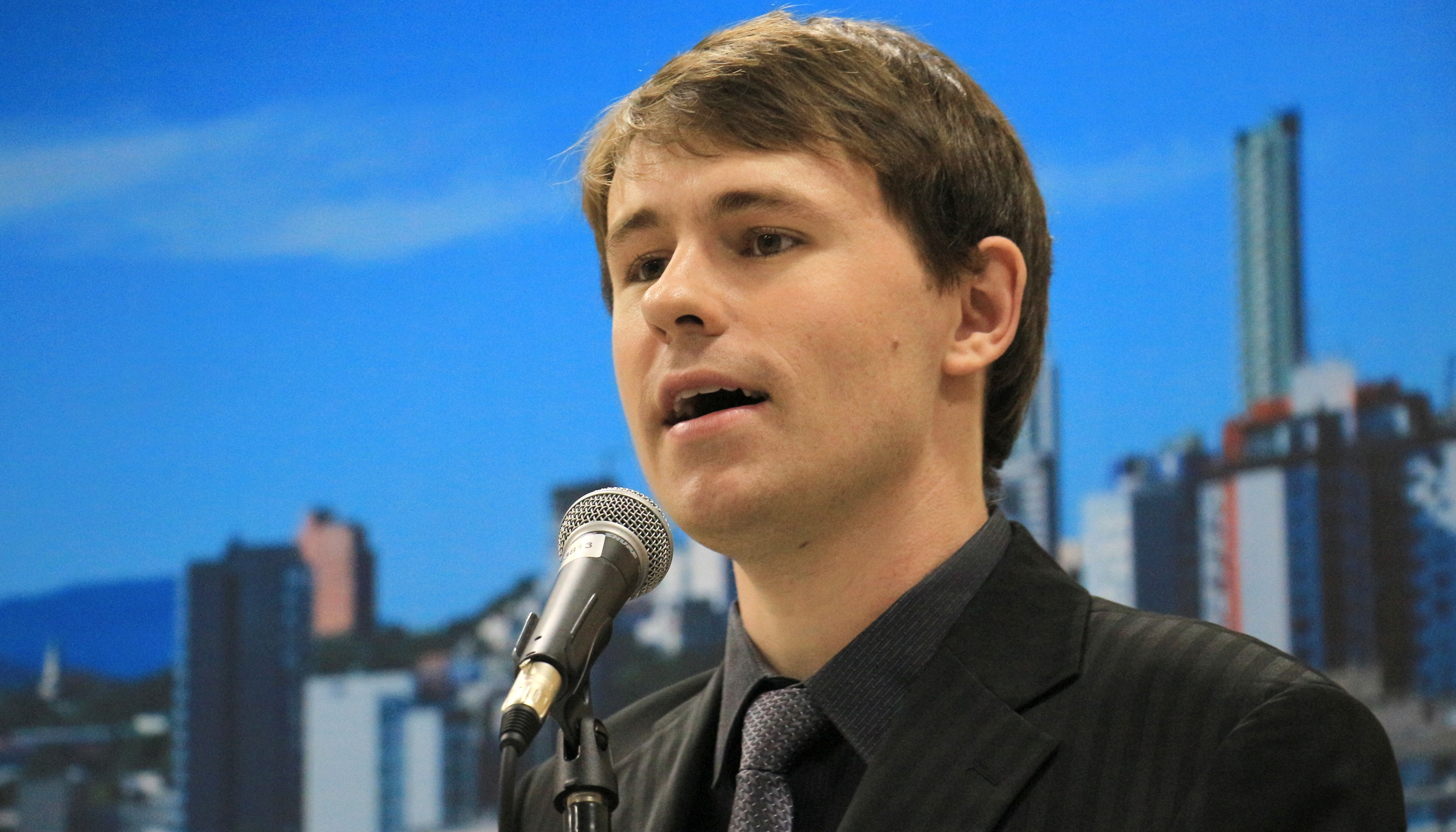 NOTA OFICIAL: Após grave acidente, presidente da Câmara permanece hospitalizado