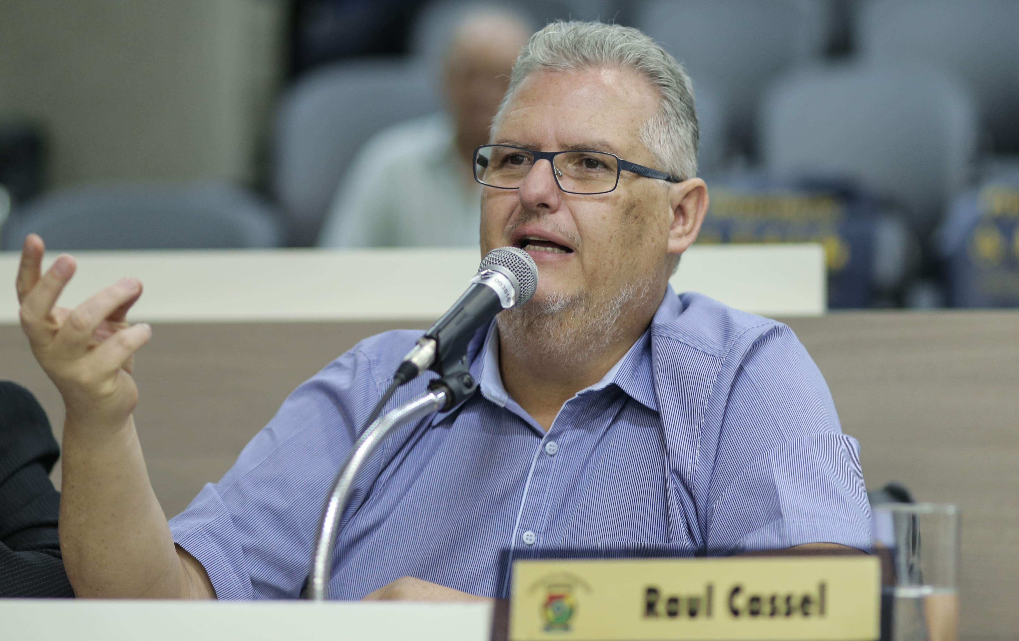 Novo pedido de vista a projeto que permite a gestantes optar pela realização de cesariana