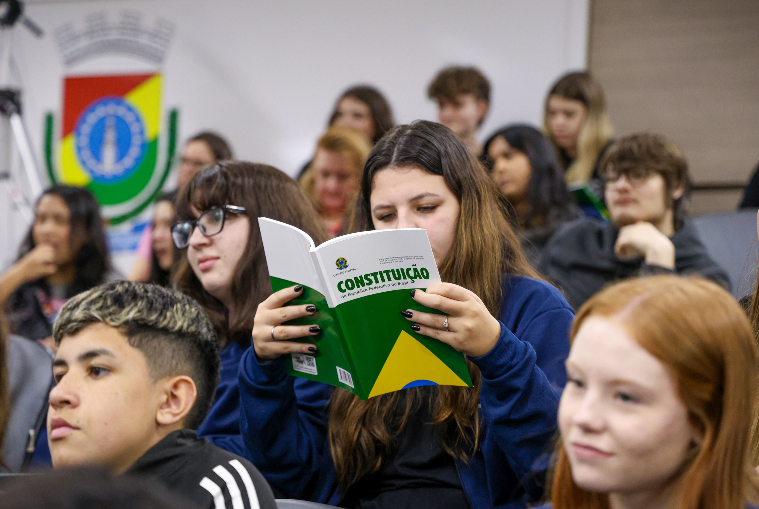 Oficina do Senado Federal estimula estudantes a contribuírem para a criação de novas leis