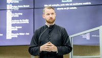  Padre Gilberto Mallmann convida comunidade para a 36ª Festa dos Motoristas no dia 26