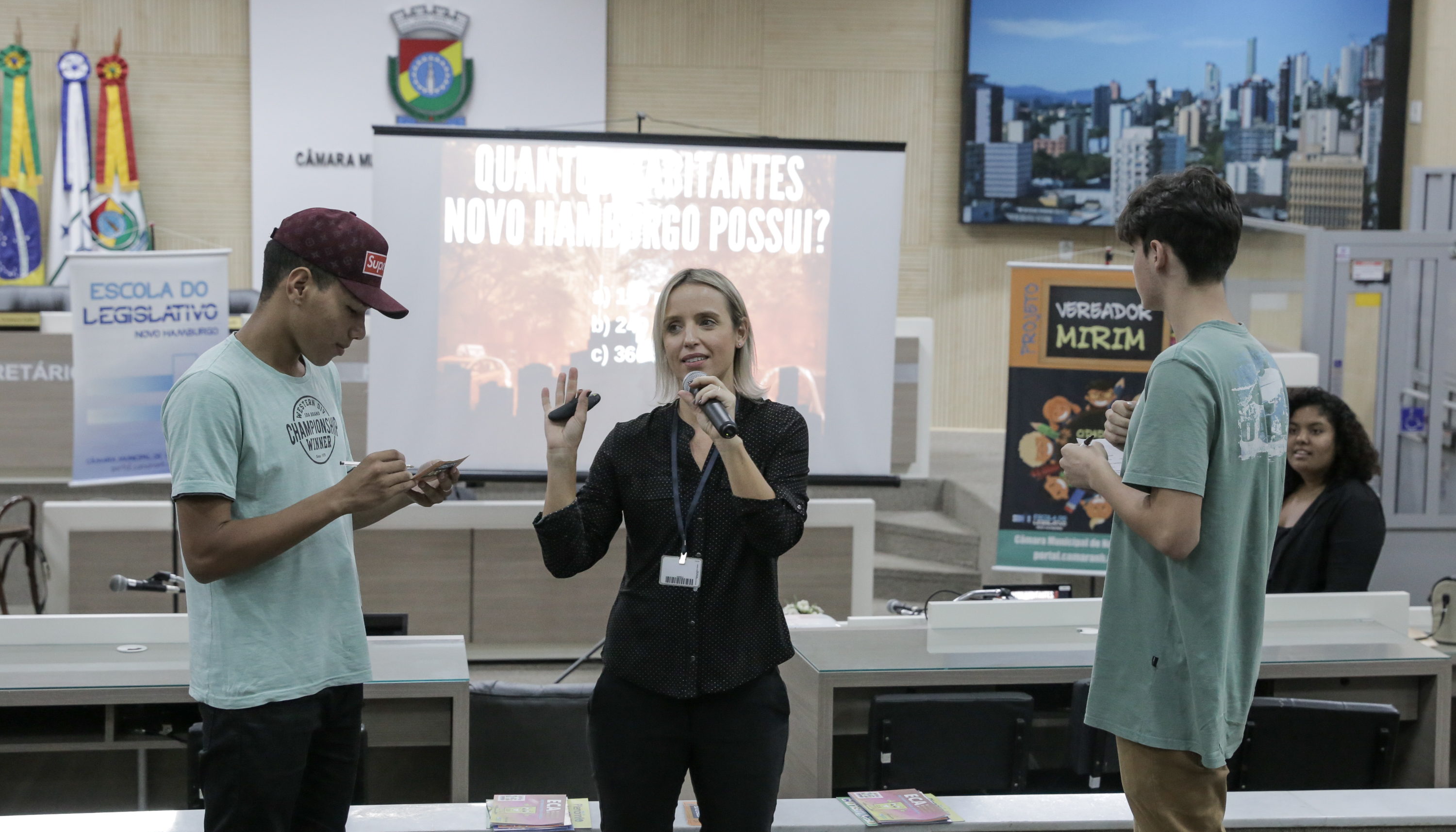 Palestra com alunos da EMEF Monteiro Lobato dá início à terceira edição do Vereador Mirim