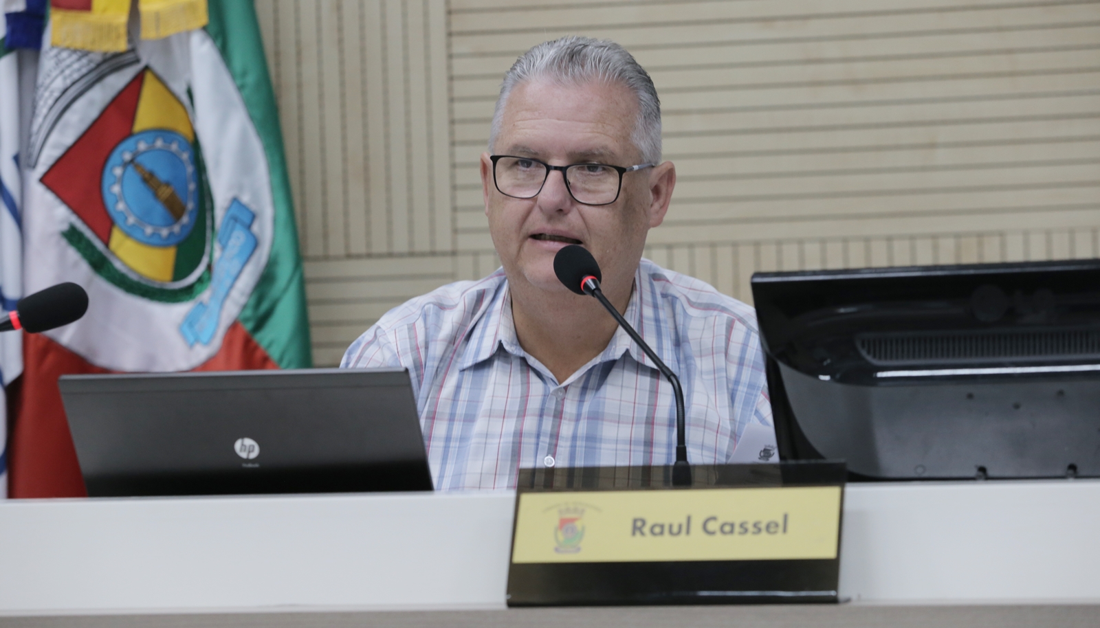 Parlamentares pedem redirecionamento do fundo eleitoral para o combate à epidemia da Covid-19