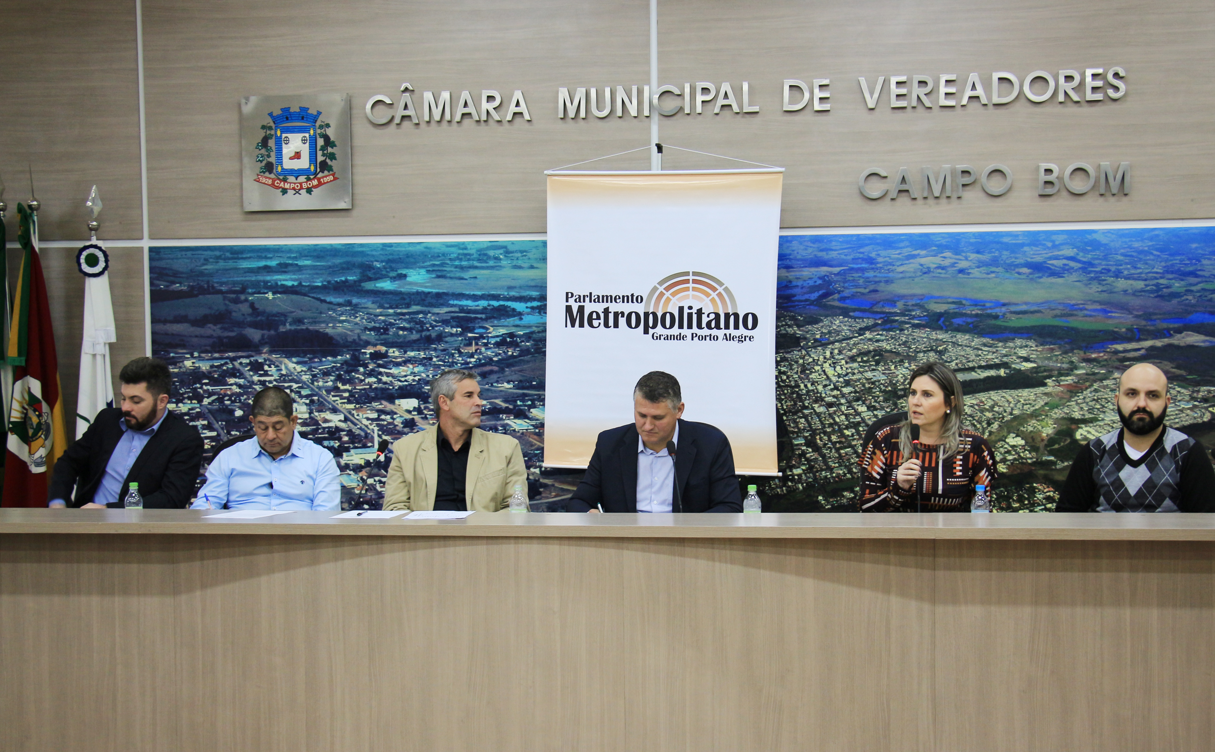 Parlamento Metropolitano reúne vereadores da região em Campo Bom
