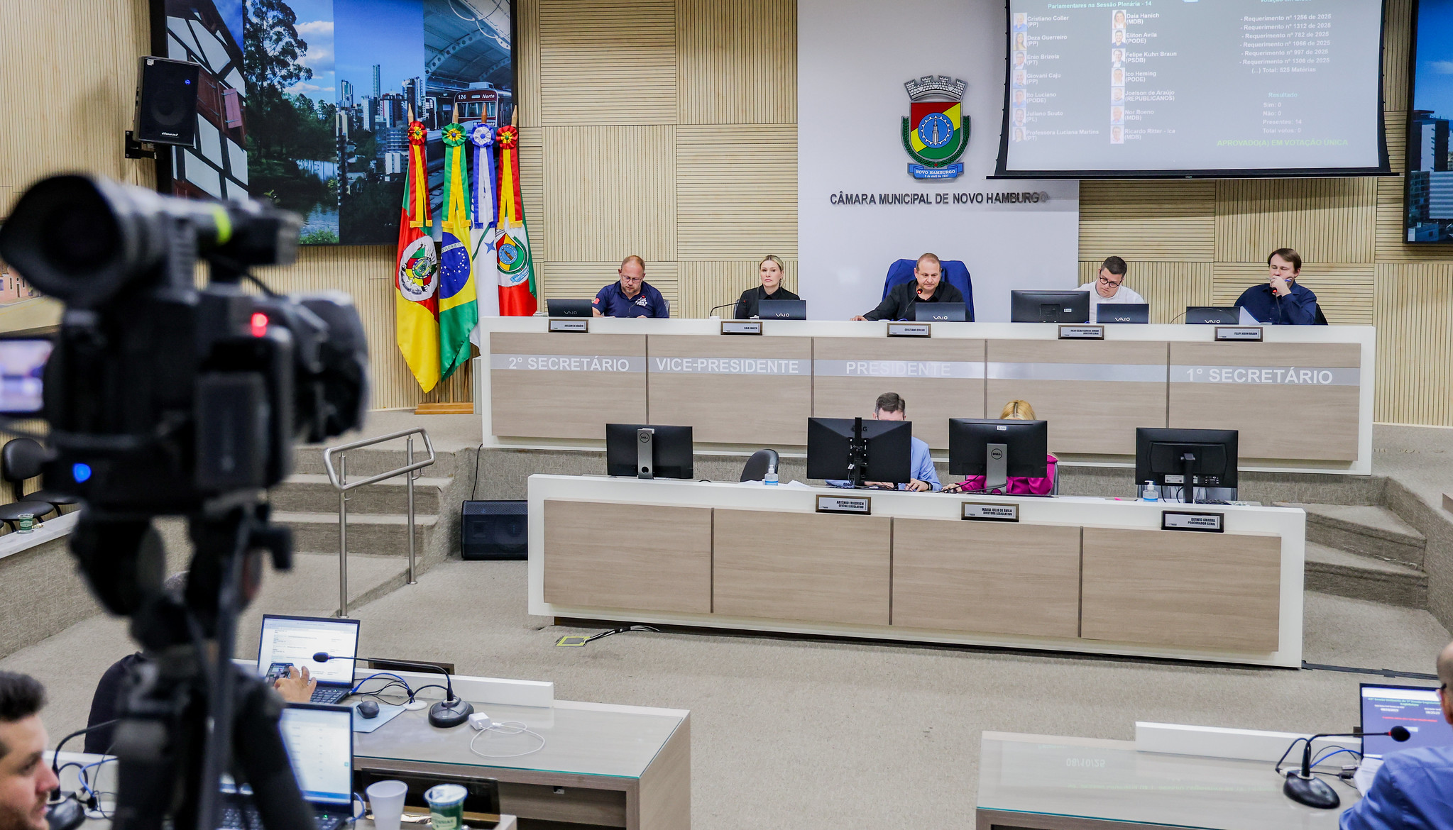 Plenário rejeita moção pelo pagamento imediato de valores retroativos devidos ao funcionalismo