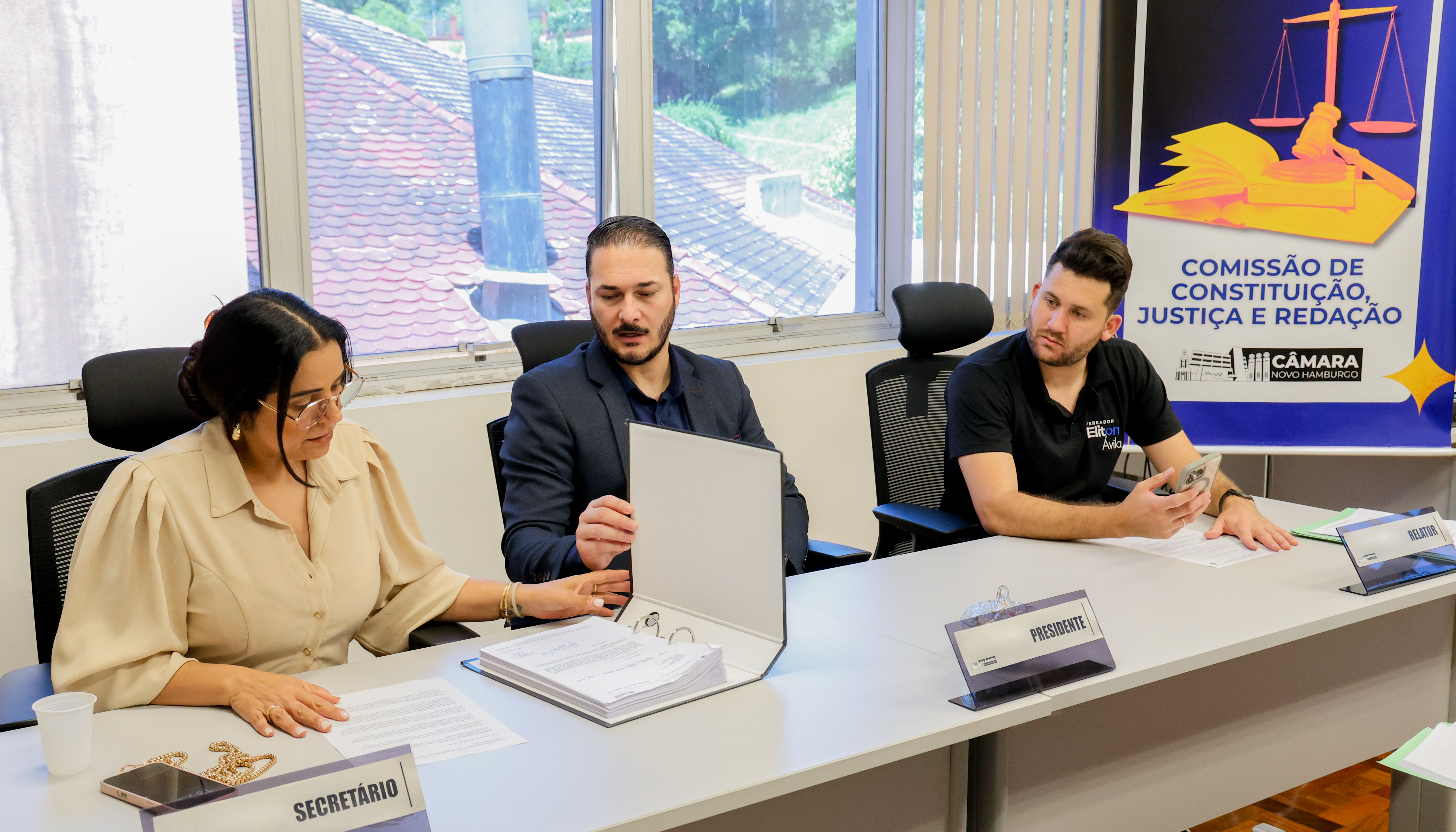 Prefeitura e Ipasem pedem autorização para alienação de 32 imóveis; avaliação supera R$ 54 milhões