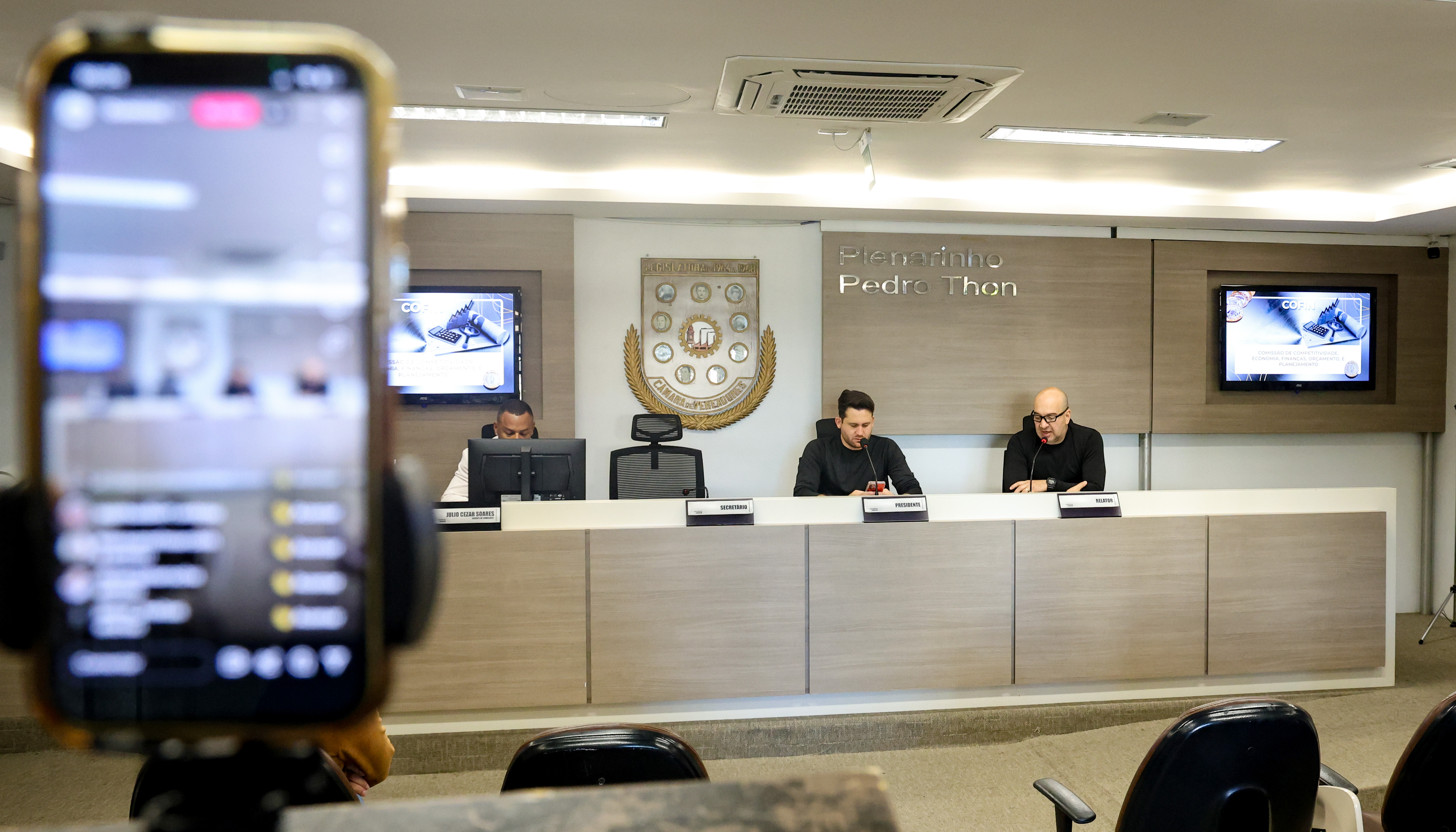 Prefeitura revisa legislação local para micro e pequenas empresas