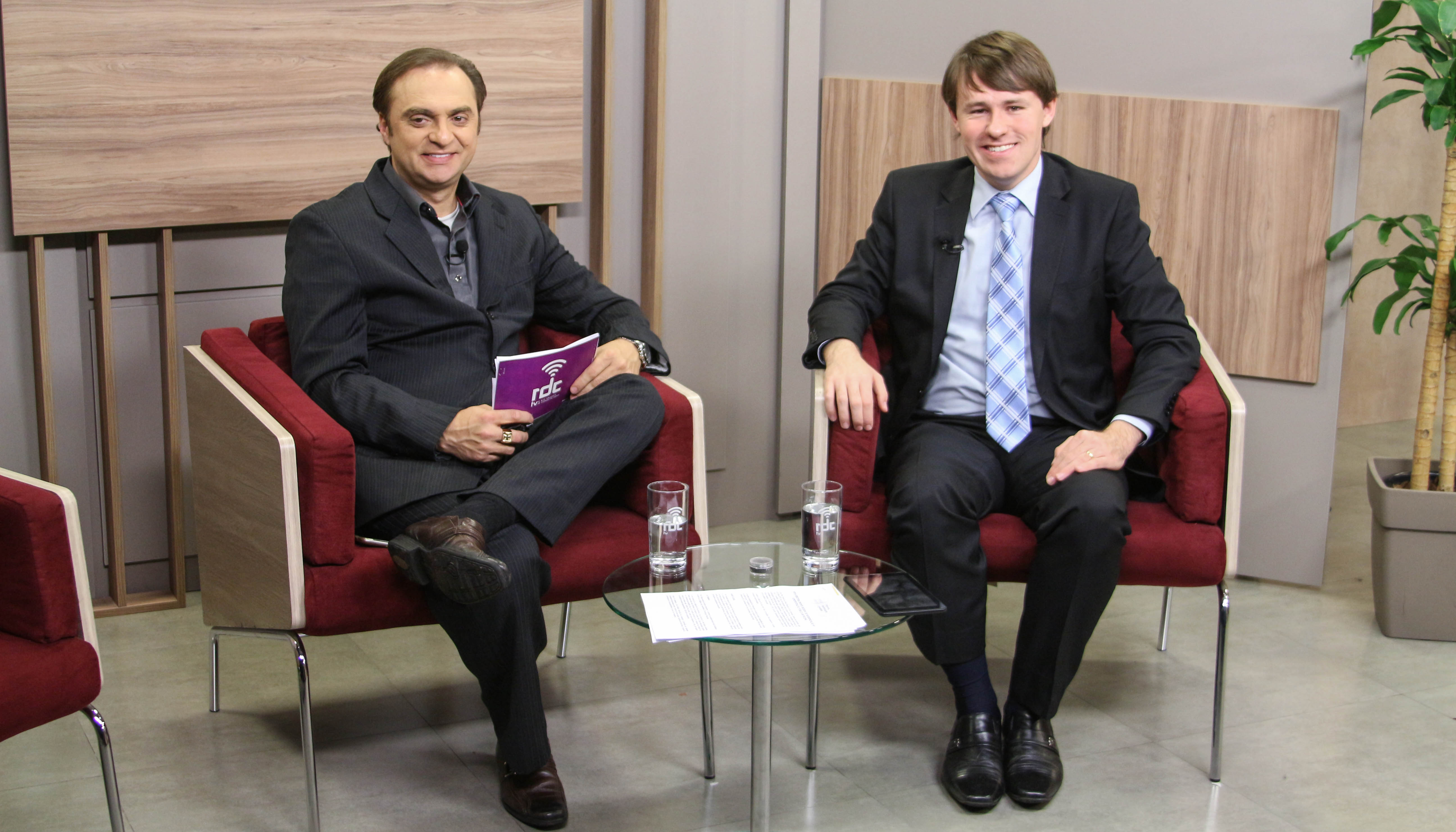 Presidente representa a Câmara Municipal de Novo Hamburgo em programa de TV