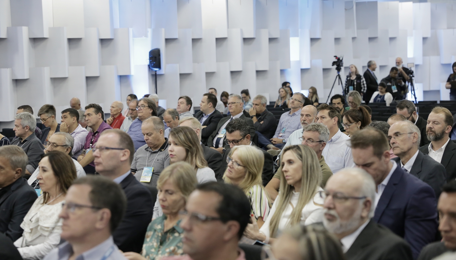 Presidente da Câmara prestigia abertura da 43ª Fimec