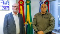 Presidente da Câmara recebe visita do novo comandante do CRPO-VRS
