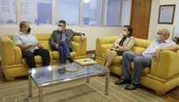 Presidente da Câmara recebe visita do reitor da Universidade Feevale