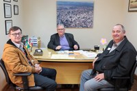 Presidente da Câmara reúne-se com representantes da Escola Liberato