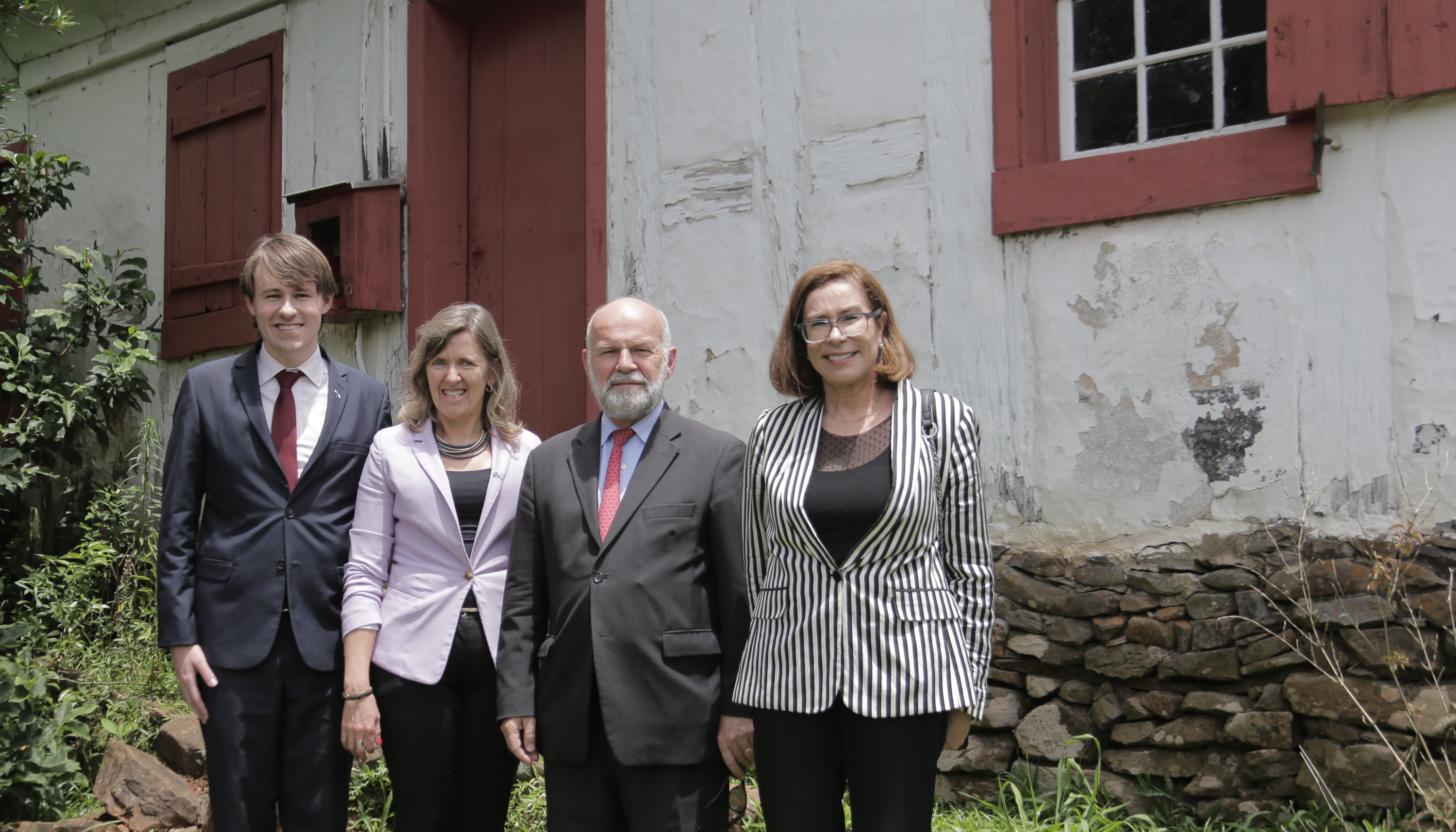 Presidente do Legislativo acompanha embaixador em visitas institucionais na região