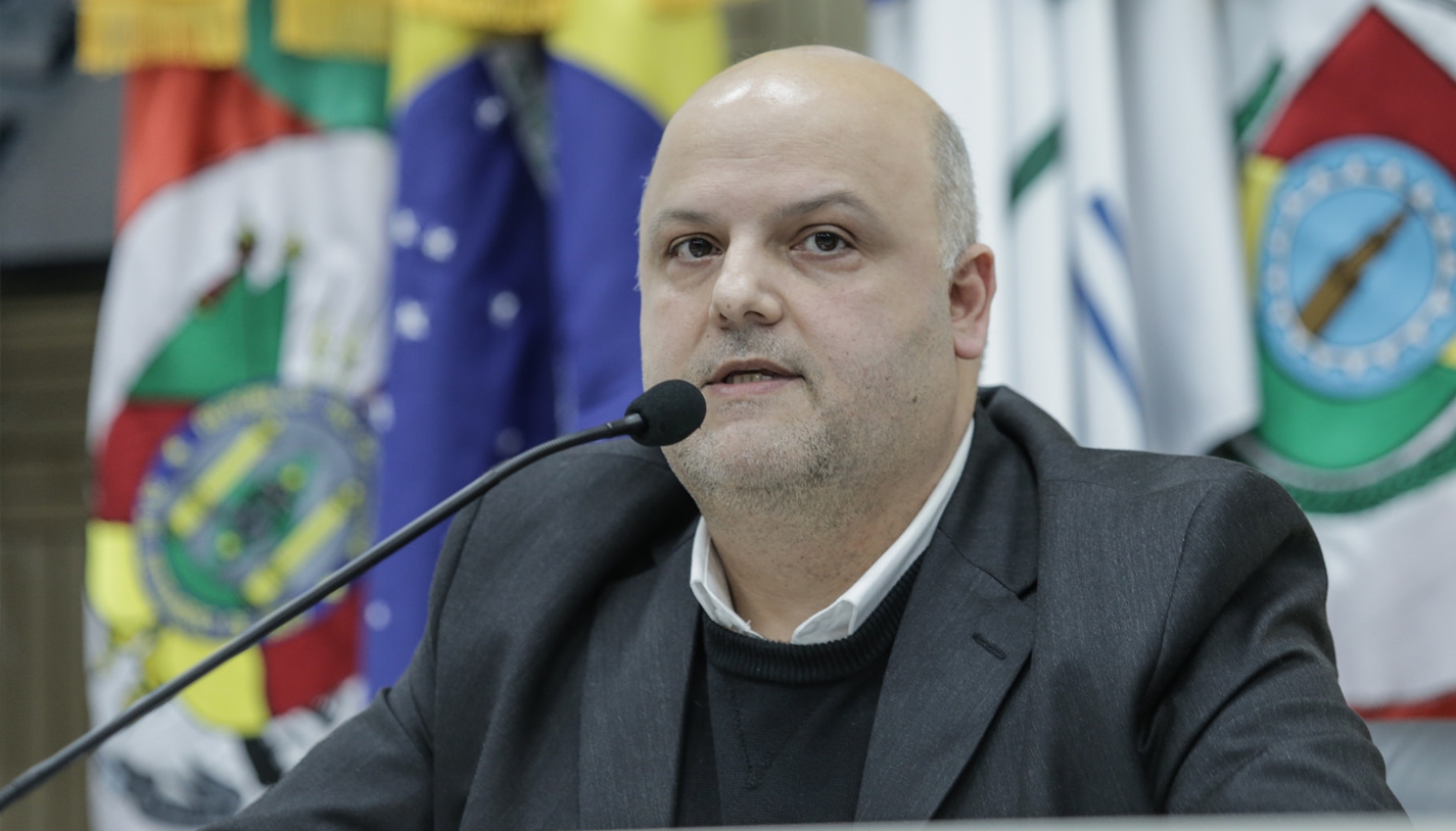 Processo Legislativo, Democracia e Hermenêutica são abordados em palestra