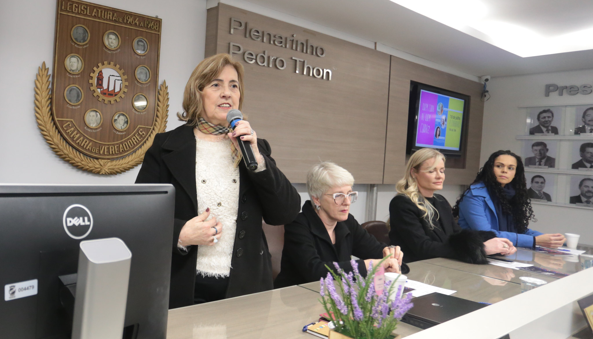 Procuradoria Especial reúne mães de crianças diagnosticadas com autismo para propor políticas públicas de apoio