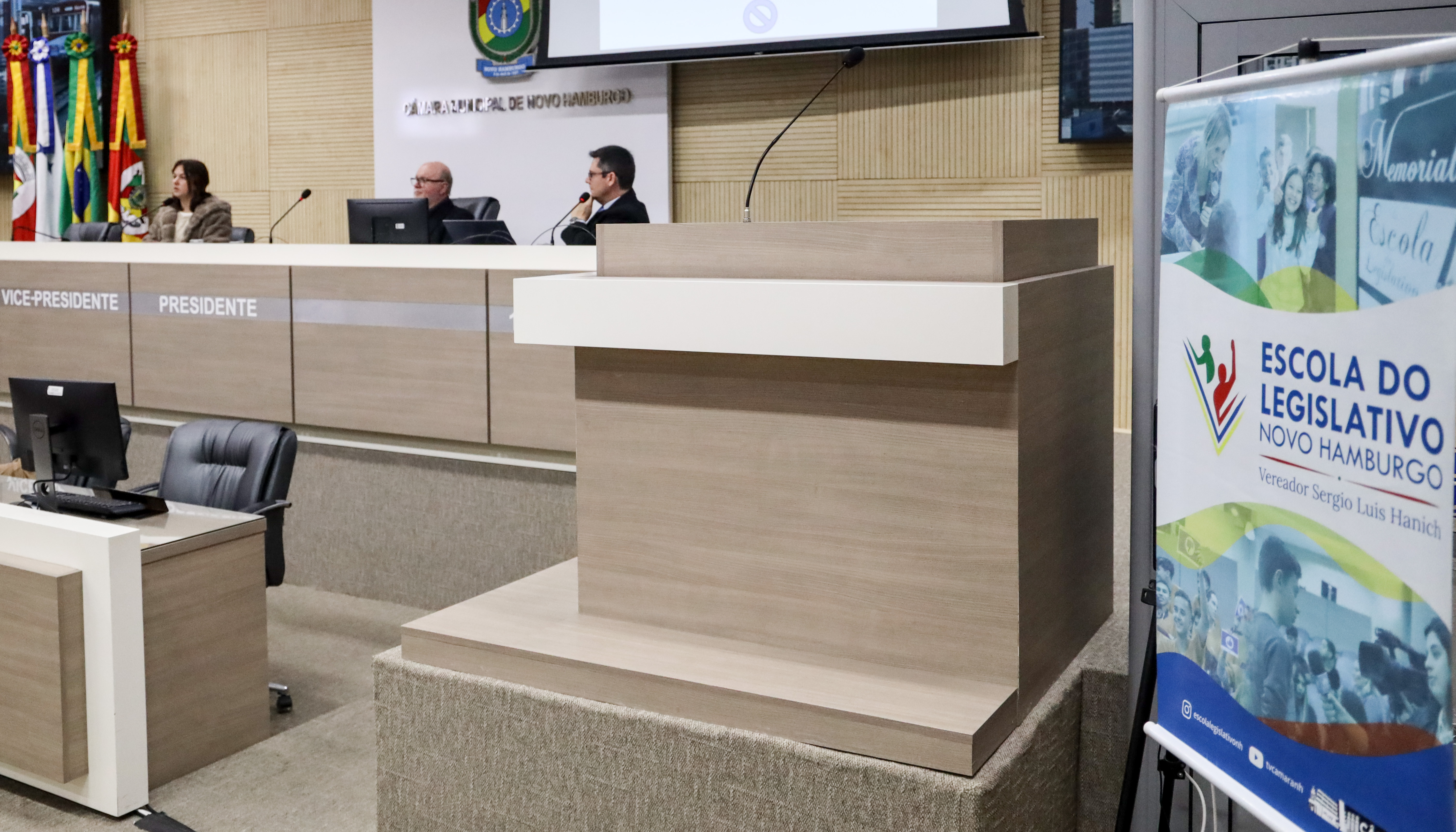 Proibição de deepfakes e possibilidade de impulsionamento nas eleições são temas de palestras da Escola do Legislativo