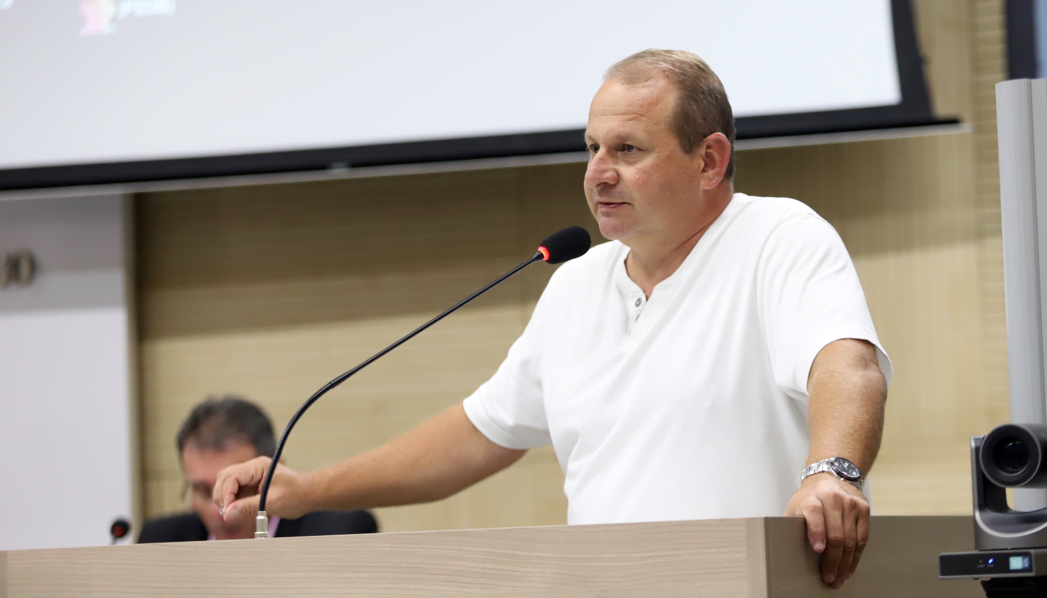 Projeto aprovado desobriga a contratação de médico em estabelecimentos de educação física