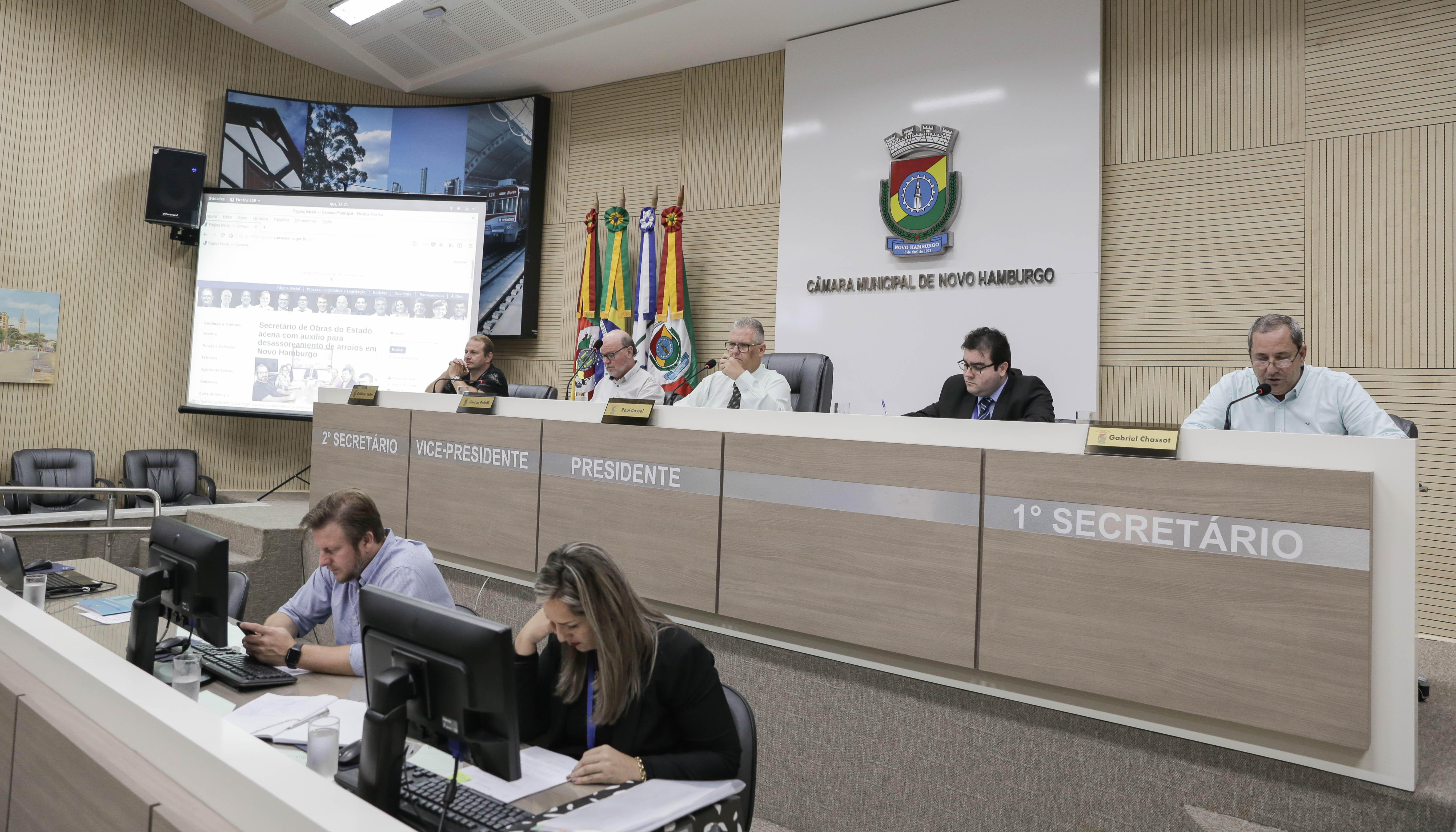 Projeto aprovado exclui garantias da União de autorização legislativa para financiamento de obras viárias