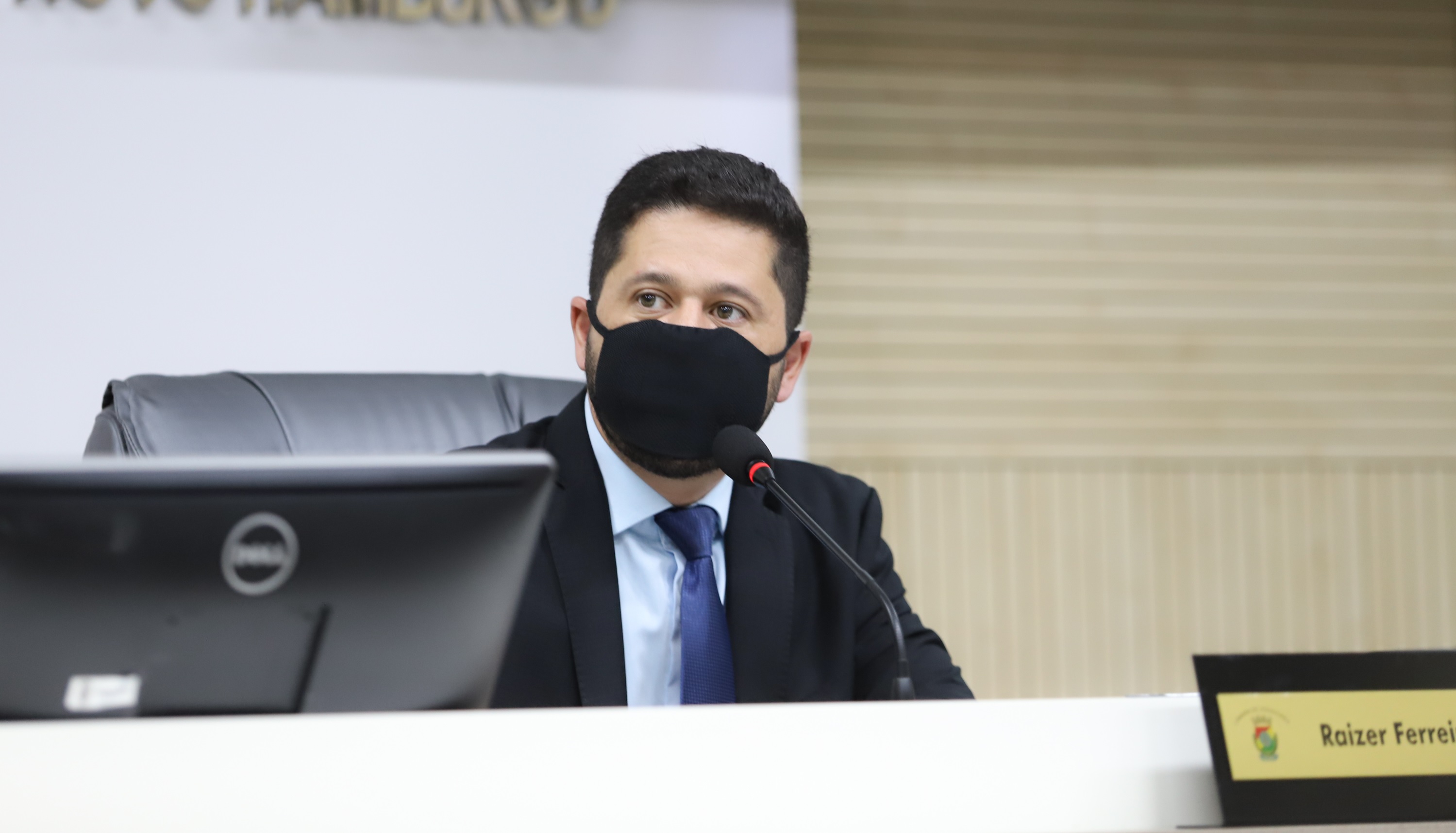 Projeto de lei propõe distribuição de absorventes para alunas da rede municipal