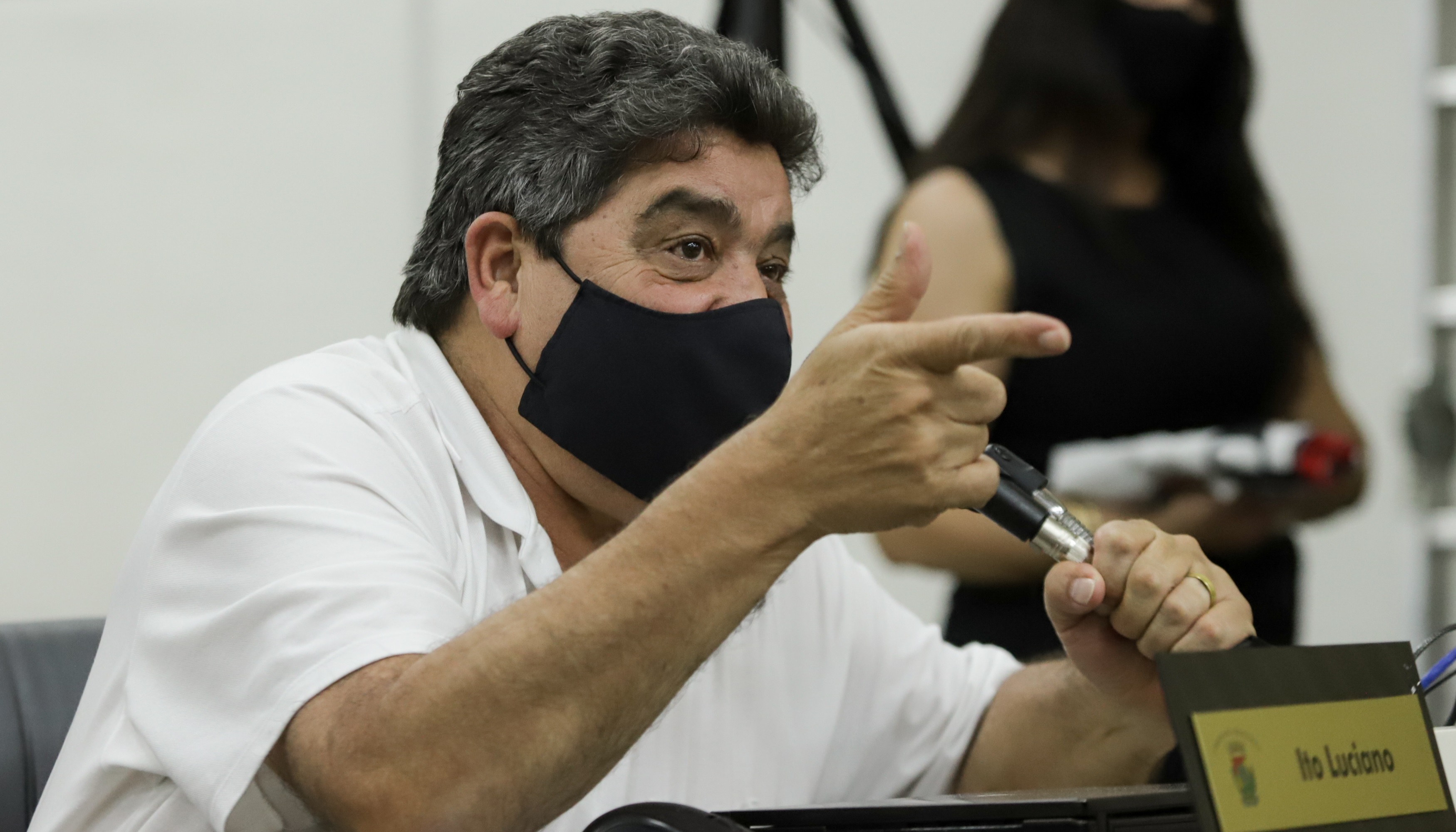 Projeto de lei quer orientar idosos contra golpes no comércio eletrônico e na contratação de empréstimos