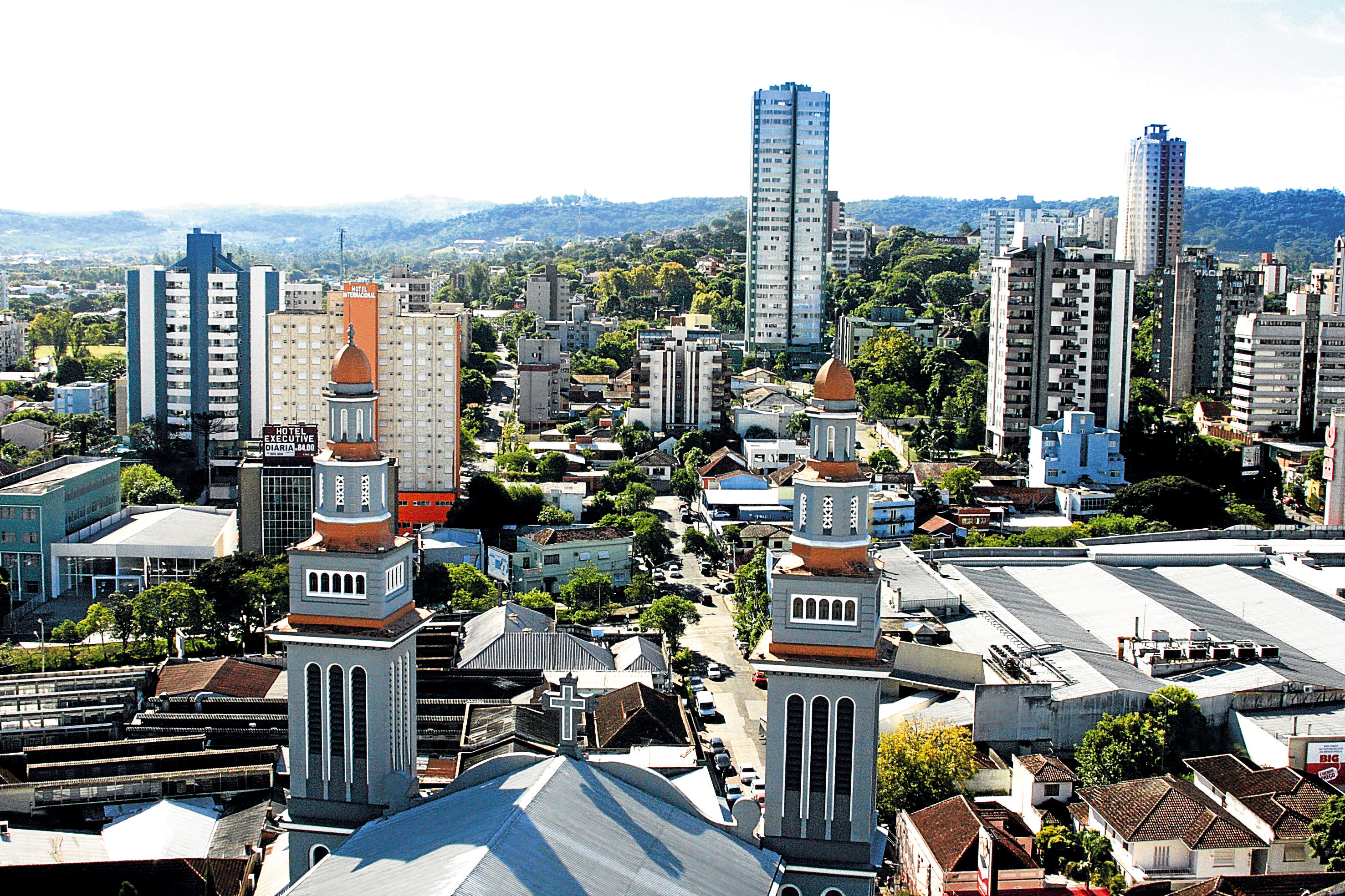 Projeto do Executivo cria 287 novas vagas para cargos públicos