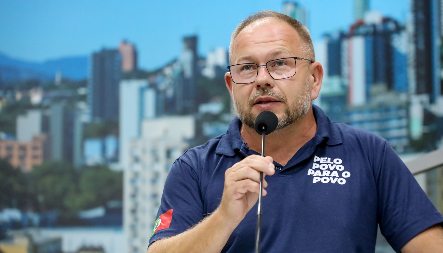 Projeto obriga clínicas veterinárias e pet shops a denunciarem casos de maus-tratos