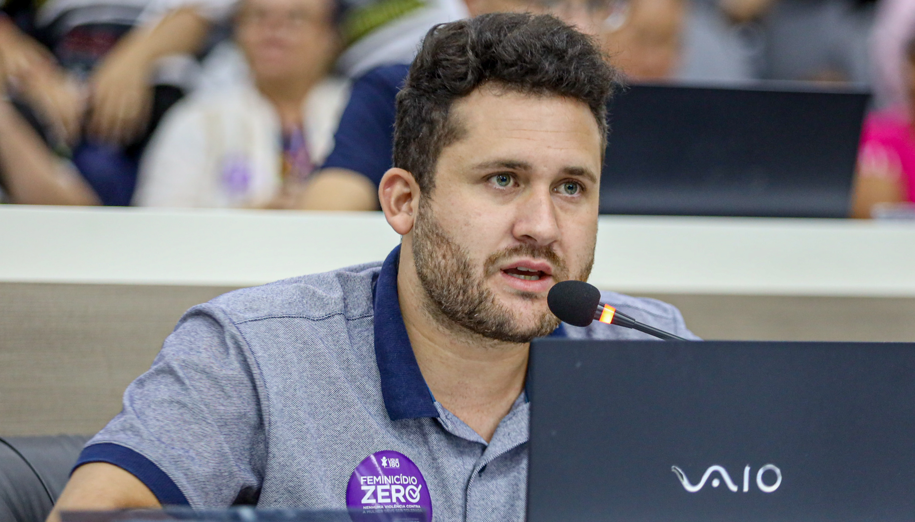 Projeto propõe cercamento de playgrounds em parques e praças