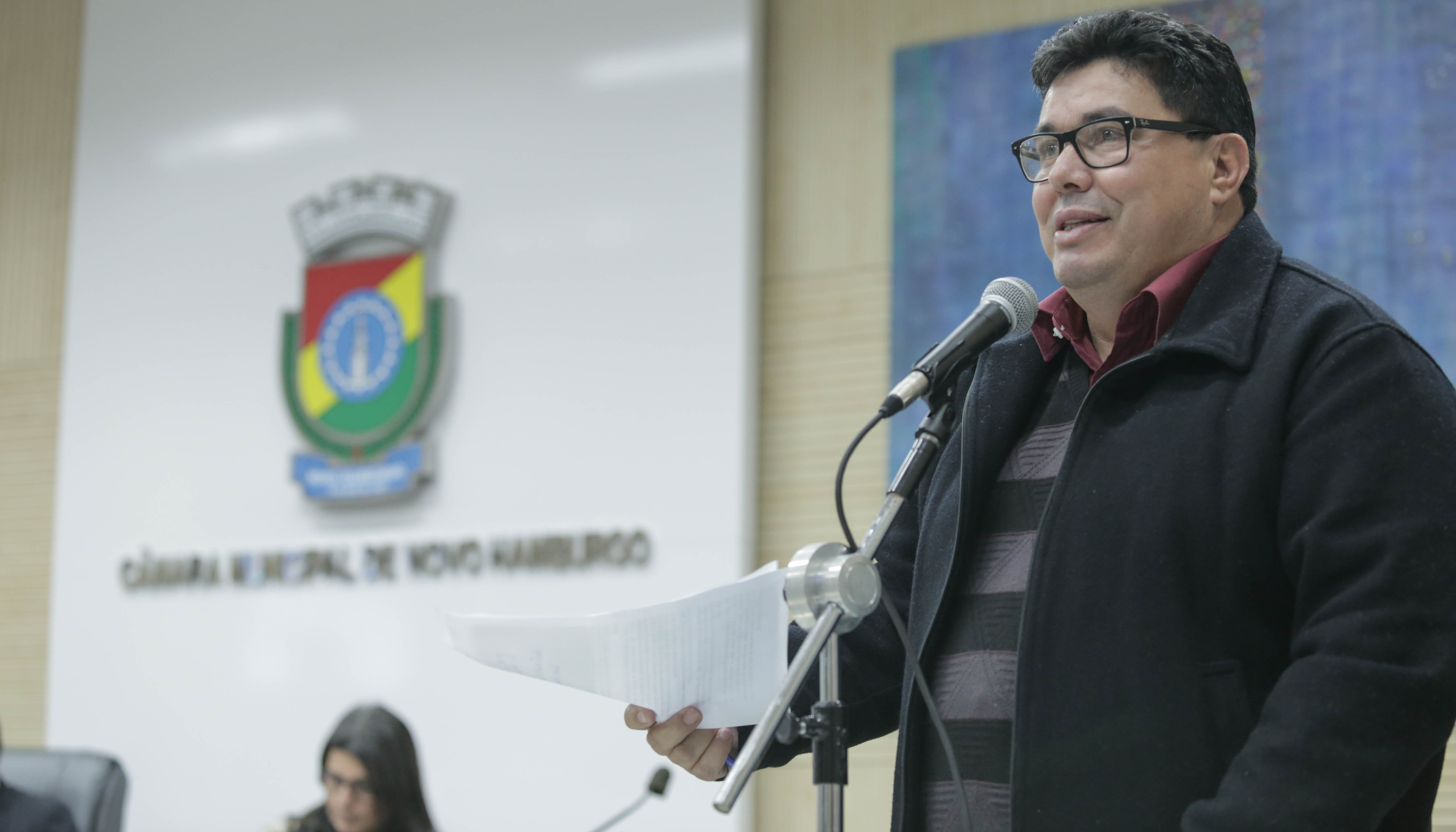 Projeto propõe restituição de taxa de transferência de veículos