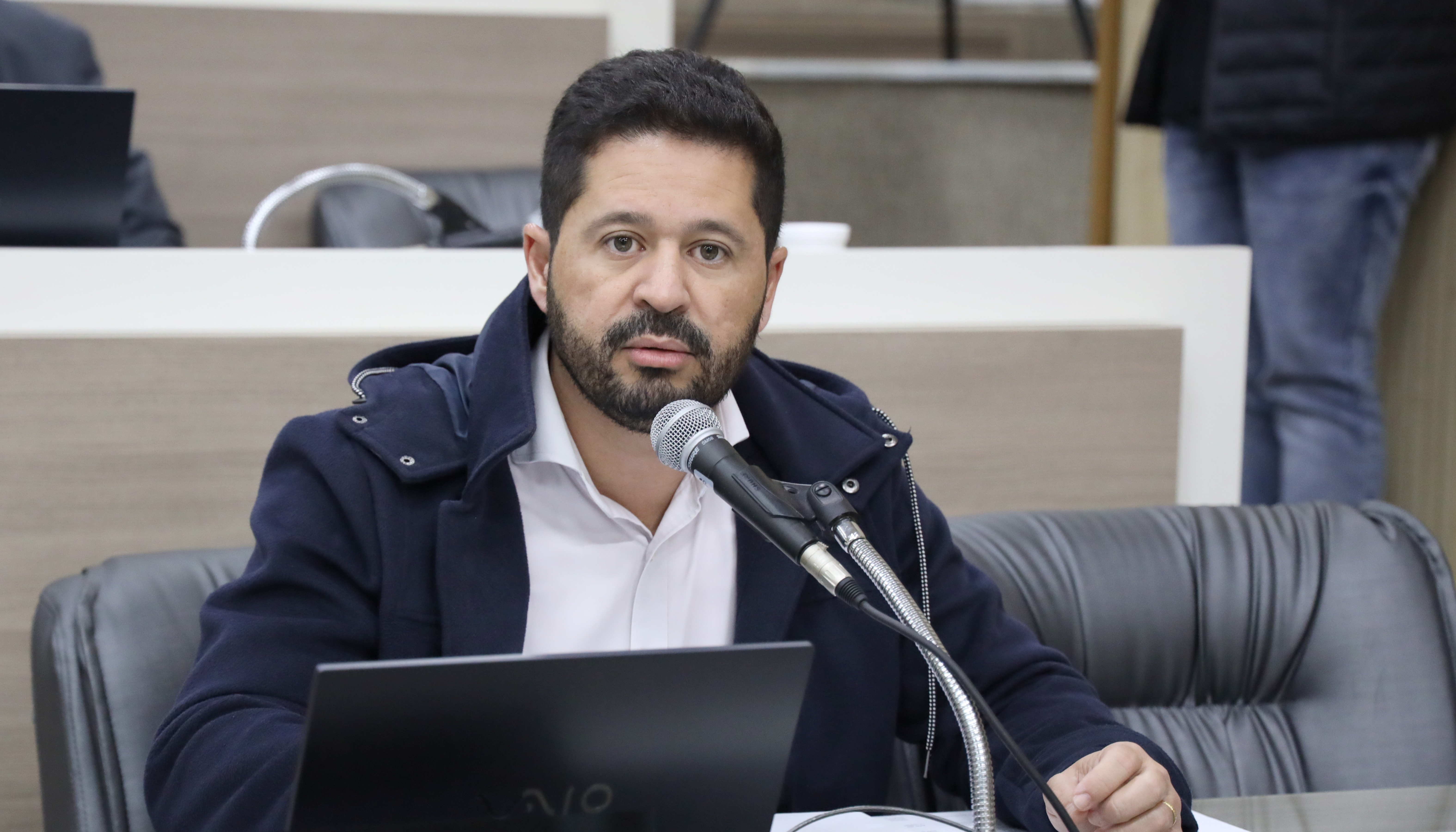 Projeto que reajusta gratificação de conselheiros do Ipasem recebe novo pedido de vista