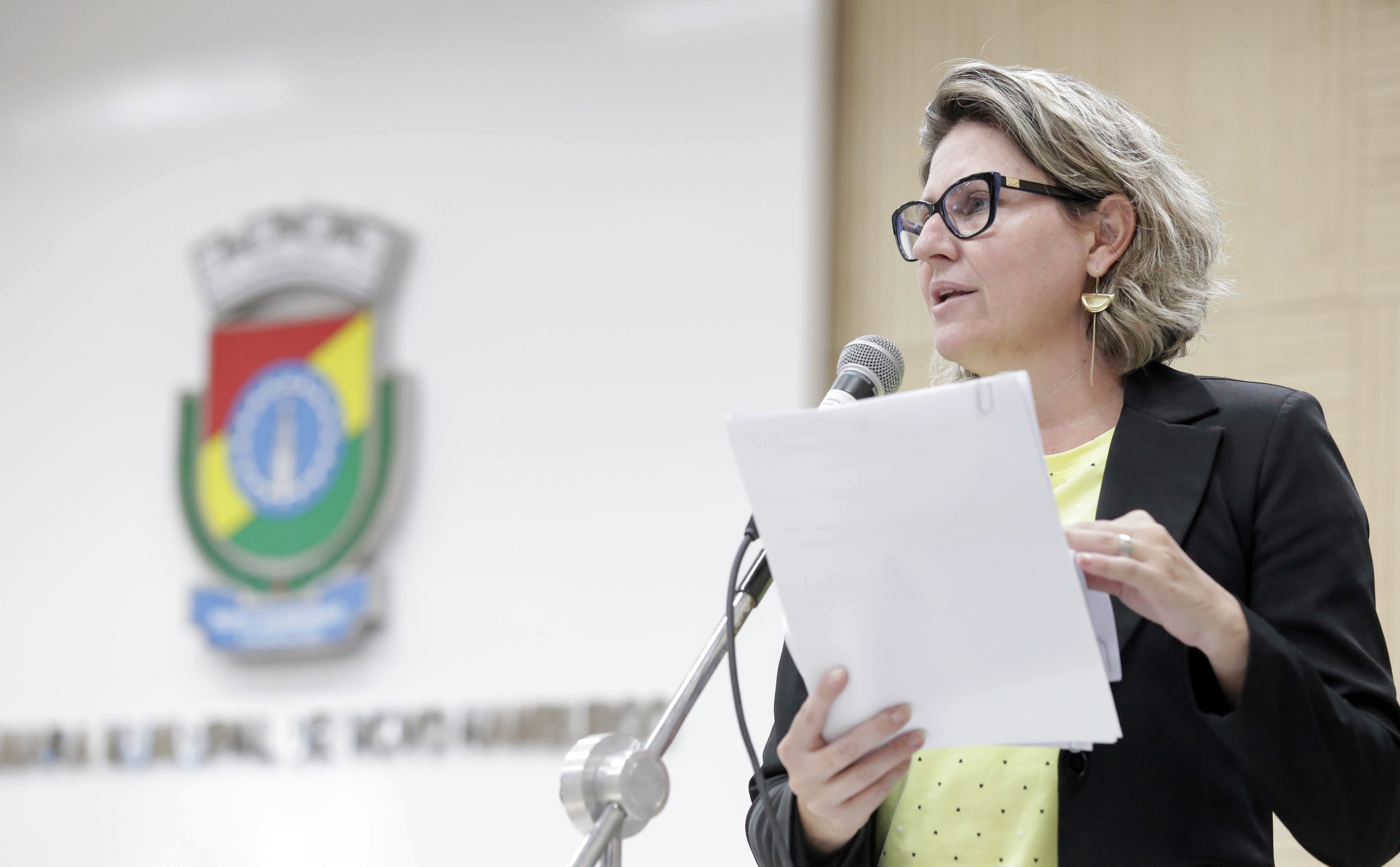 Projeto que revisa legislação sobre uso de som automotivo tem votação adiada