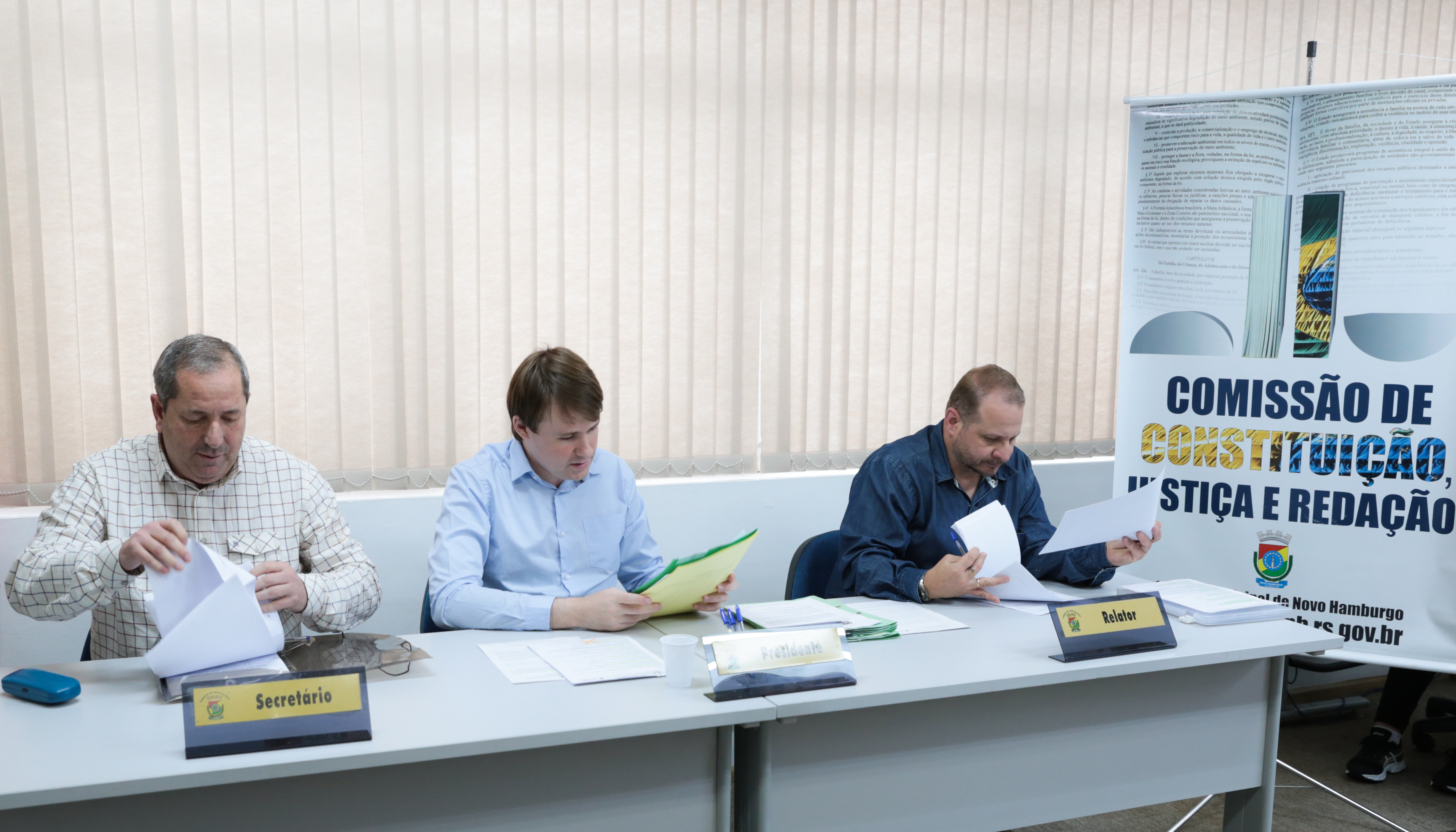 Projetos de lei do Executivo avançam na Cojur