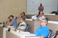 Proposta exige que vereadores votem toda ordem do dia para ganhar presença na sessão