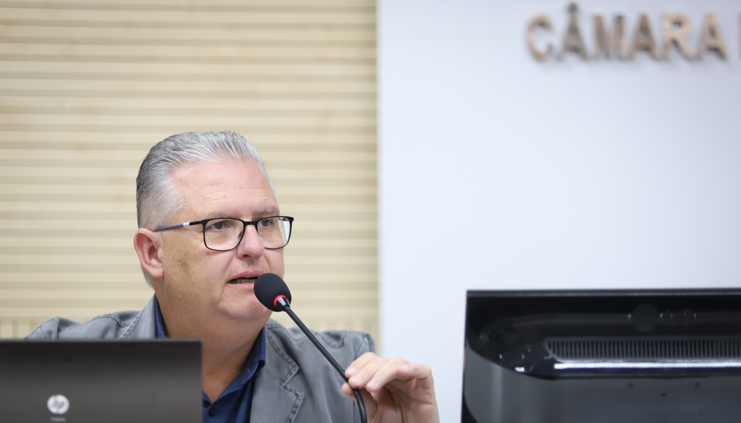 Proposta padroniza proibições para nomeação em cargos em comissão e funções públicas nos poderes municipais