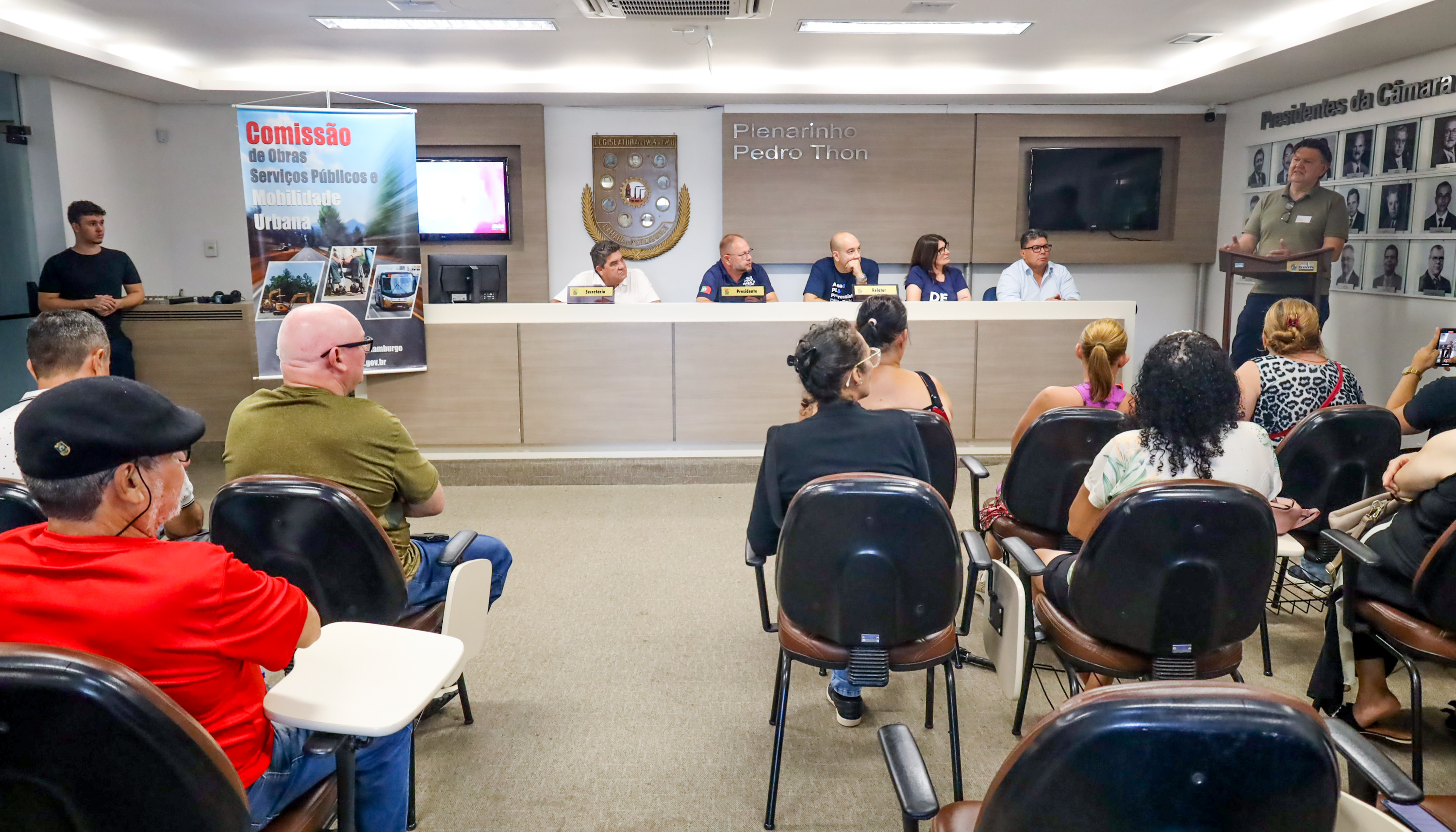  Reunião debate impasse sobre dique e reassentamento de moradores do bairro Santo Afonso