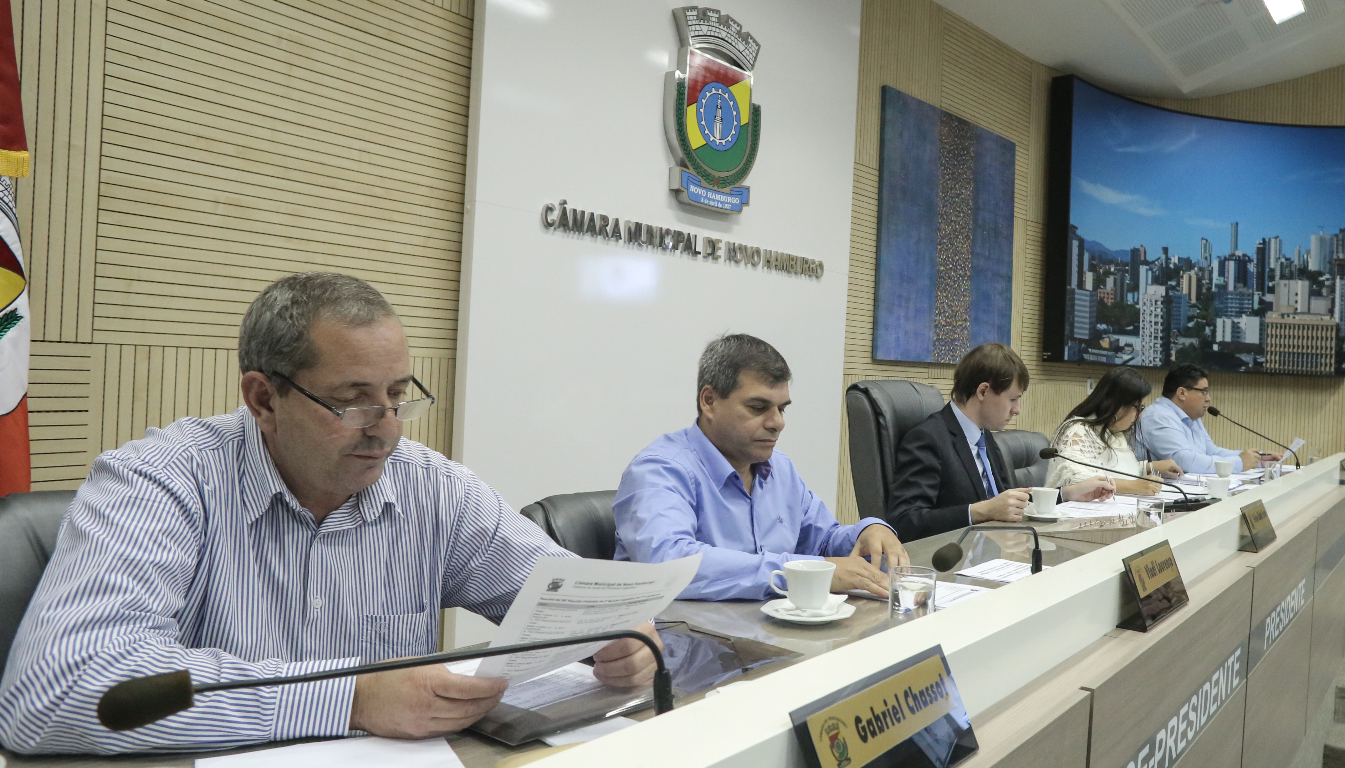 Revogada obrigação de legenda em programas da TV Câmara