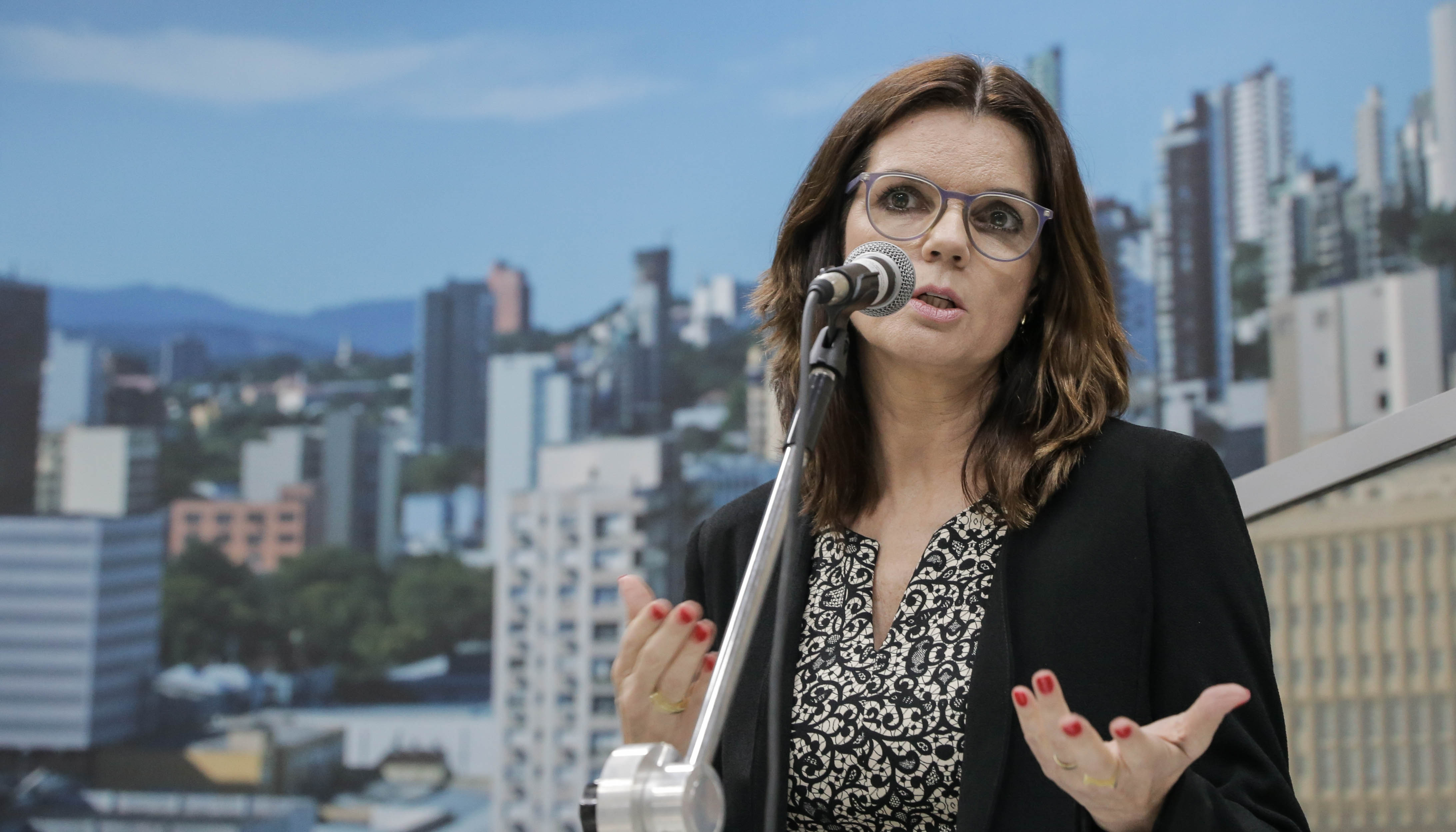 Secretária municipal esclarece situação do transporte coletivo em Novo Hamburgo