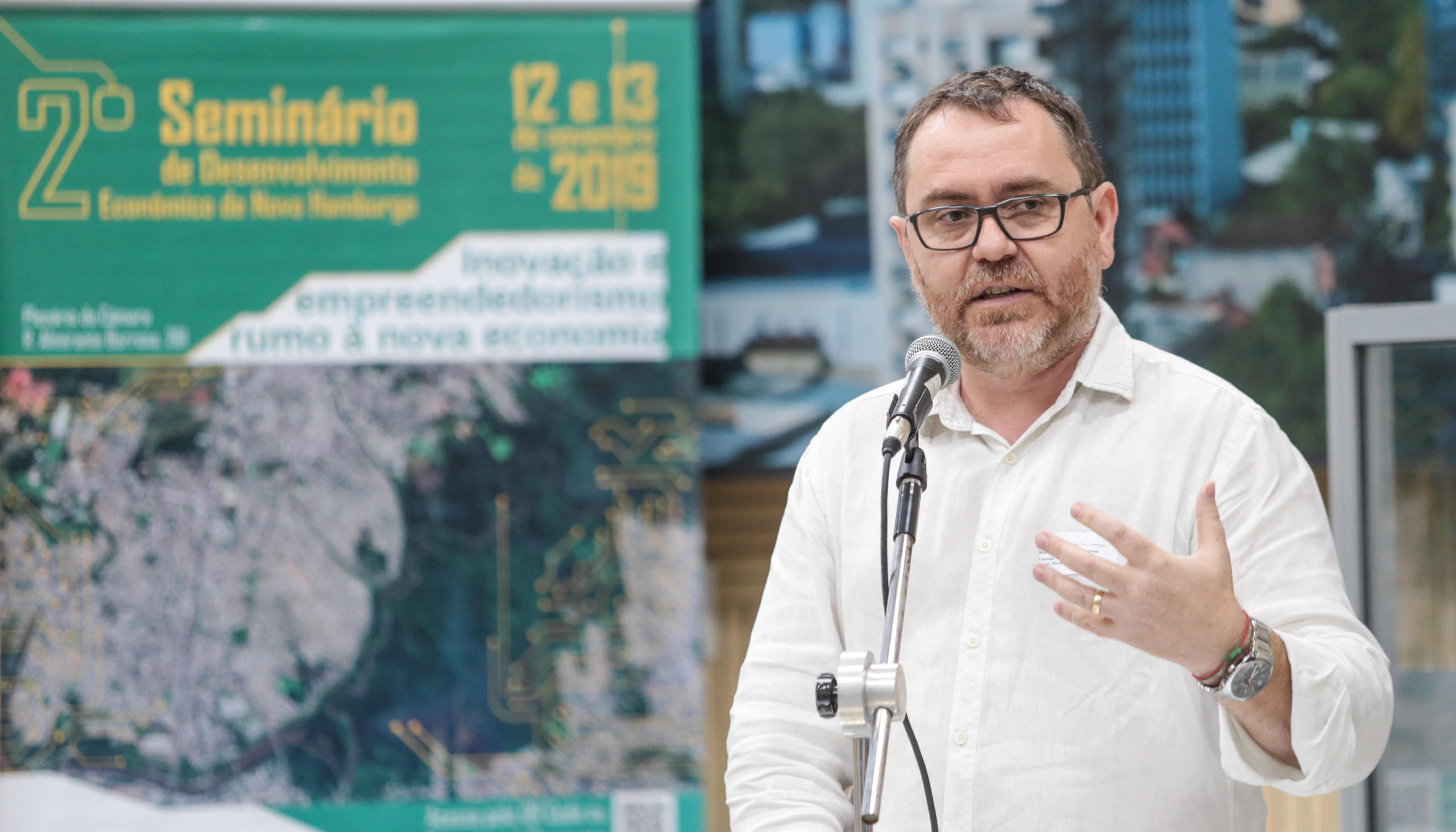 Secretário de Cultura divulga Virada Cultural e explica contratação de show nacional para o evento 