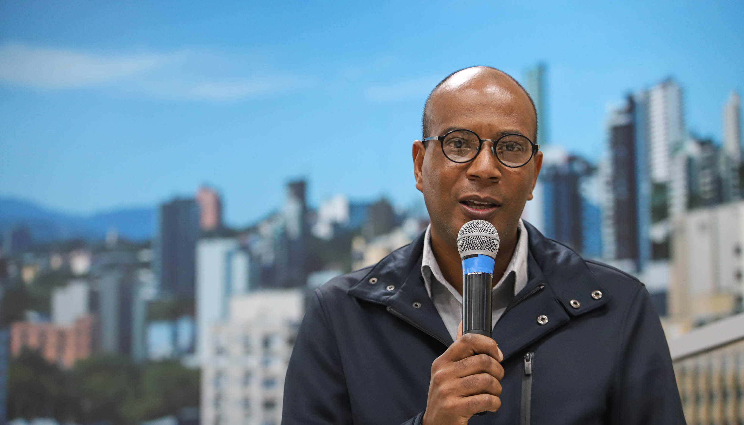 Secretário de Desenvolvimento Social presta esclarecimentos sobre ações de enfrentamento à Covid-19