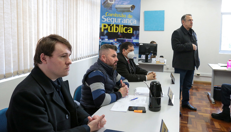 Secretário de Segurança e diretor da Guarda participam de reunião da Coseg