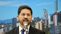 Chefe de Gabinete da Prefeita presta esclarecimentos sobre a atuação de sua pasta