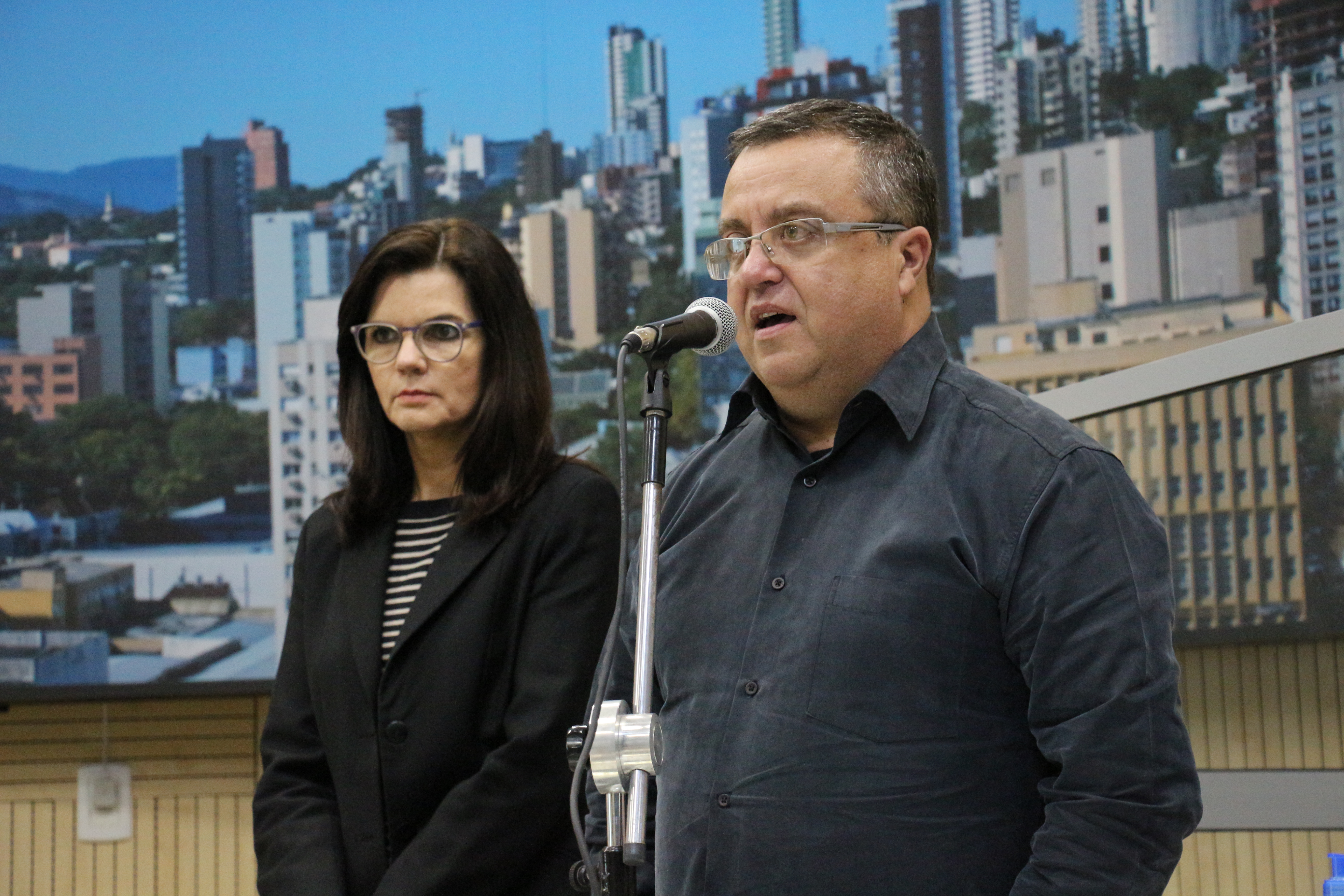 Secretários descartam reajuste da alíquota do IPTU para o próximo ano e explicam recadastramento 