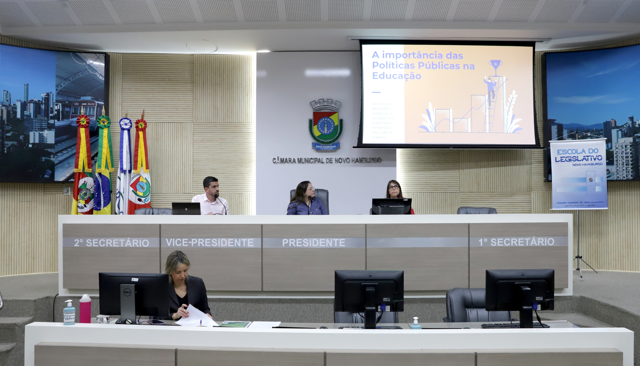 Seminário: Painel debate educação para o mercado de trabalho