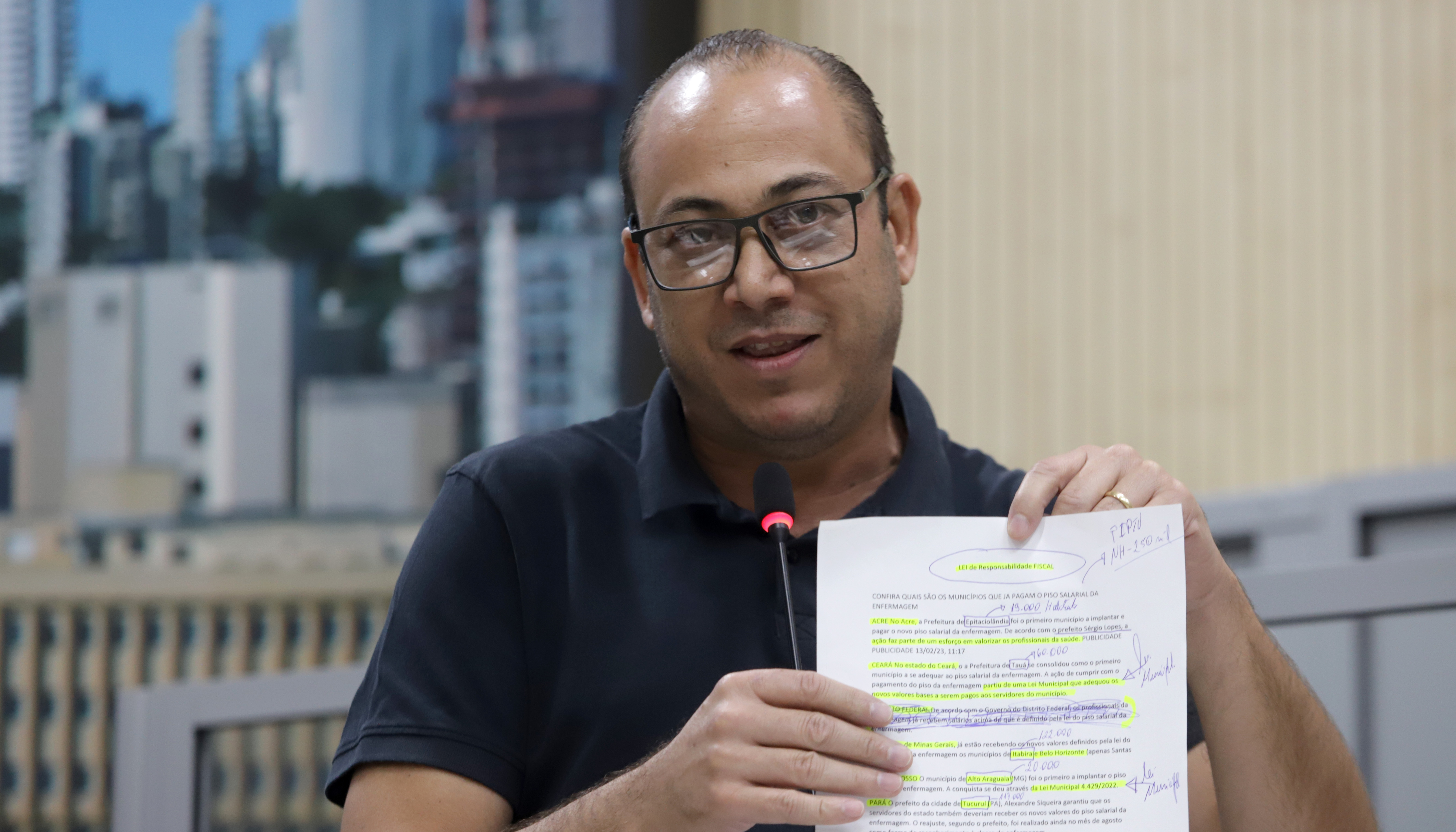 Servidores cobram pagamento do piso da enfermagem em Novo Hamburgo