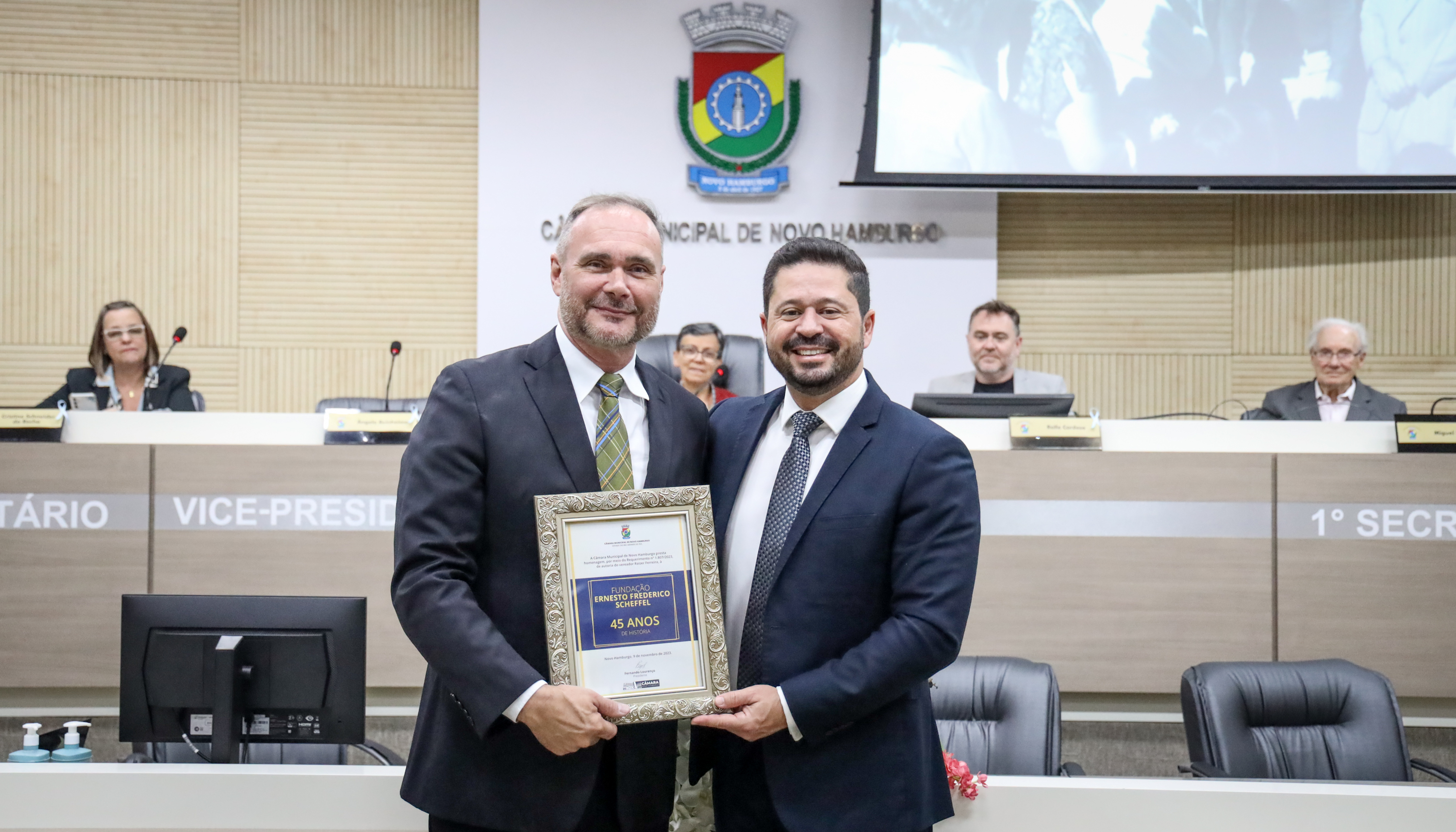 Solenidade celebra os 45 anos da Fundação Scheffel