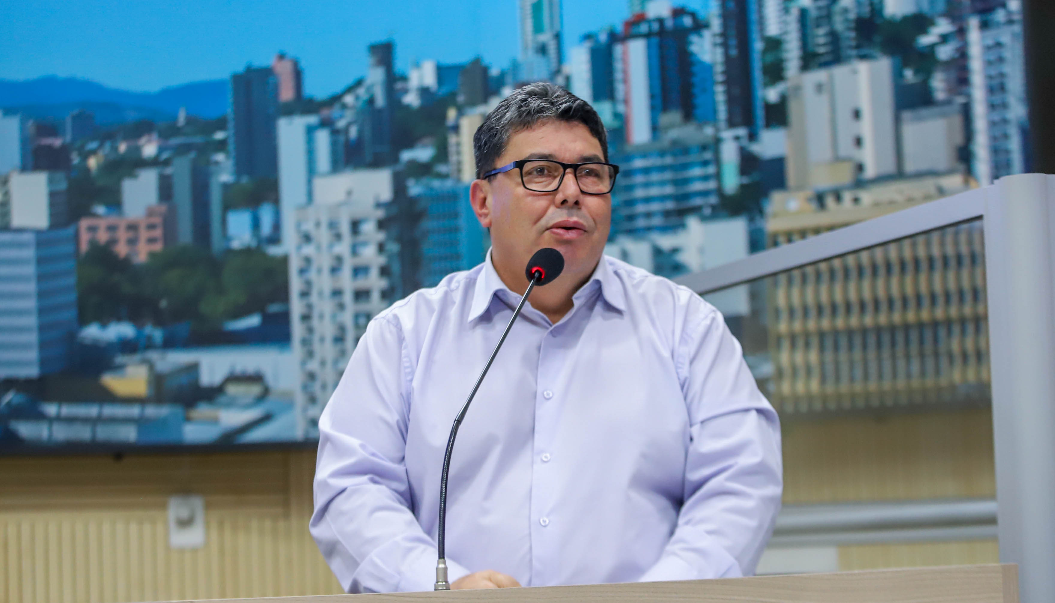 Trabalhadores da Sabesp envolvidos no combate à enchente recebem moção de aplauso