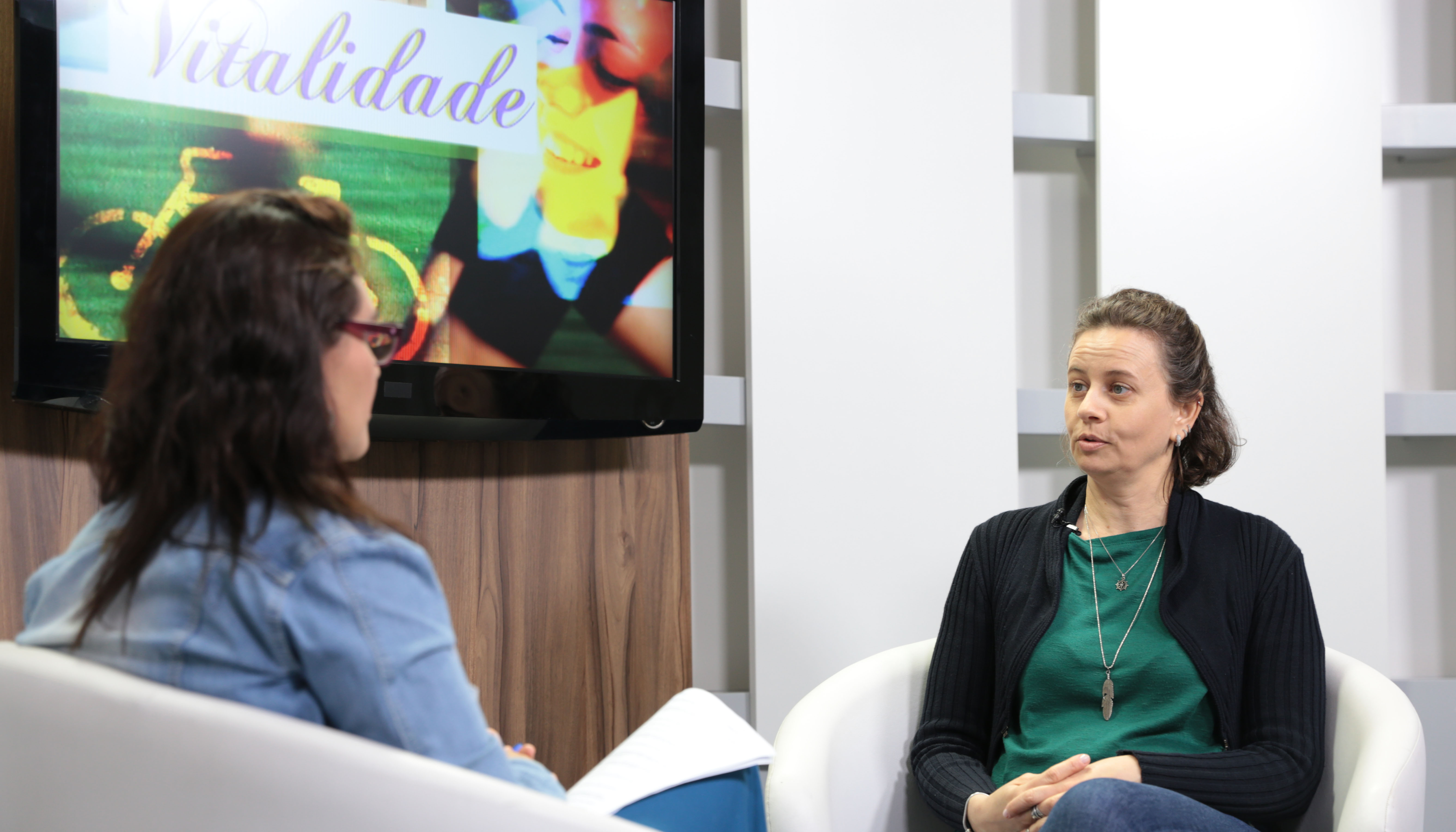 TV Câmara - Emissora reprisa programa sobre o canil municipal em homenagem ao dia mundial dos animais